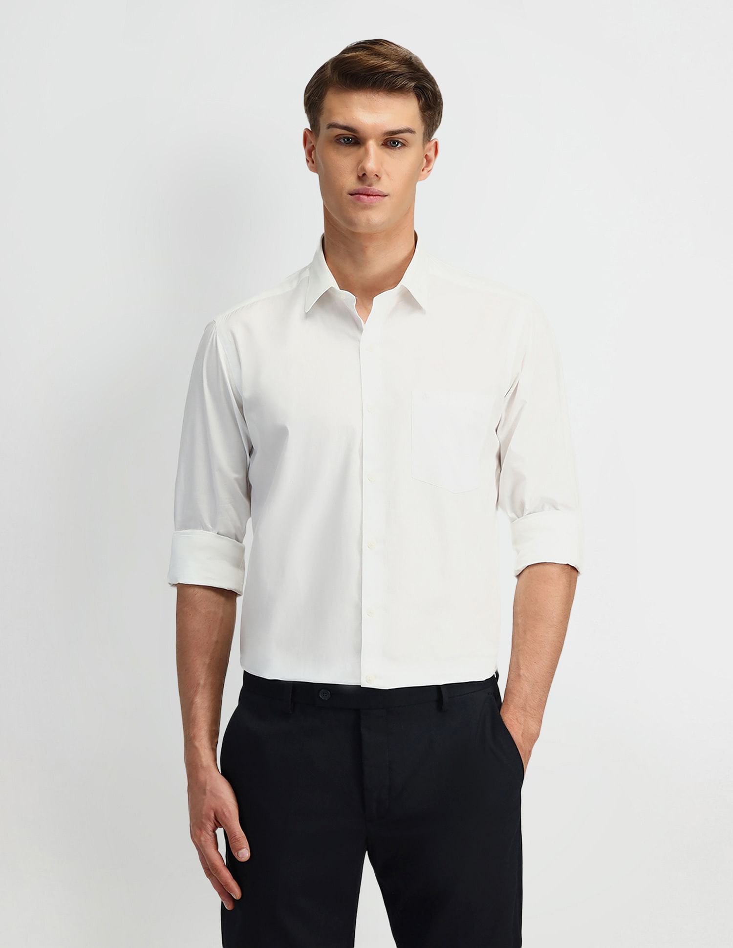 Arrow Manhattan Slim Fit Cotton Shirt