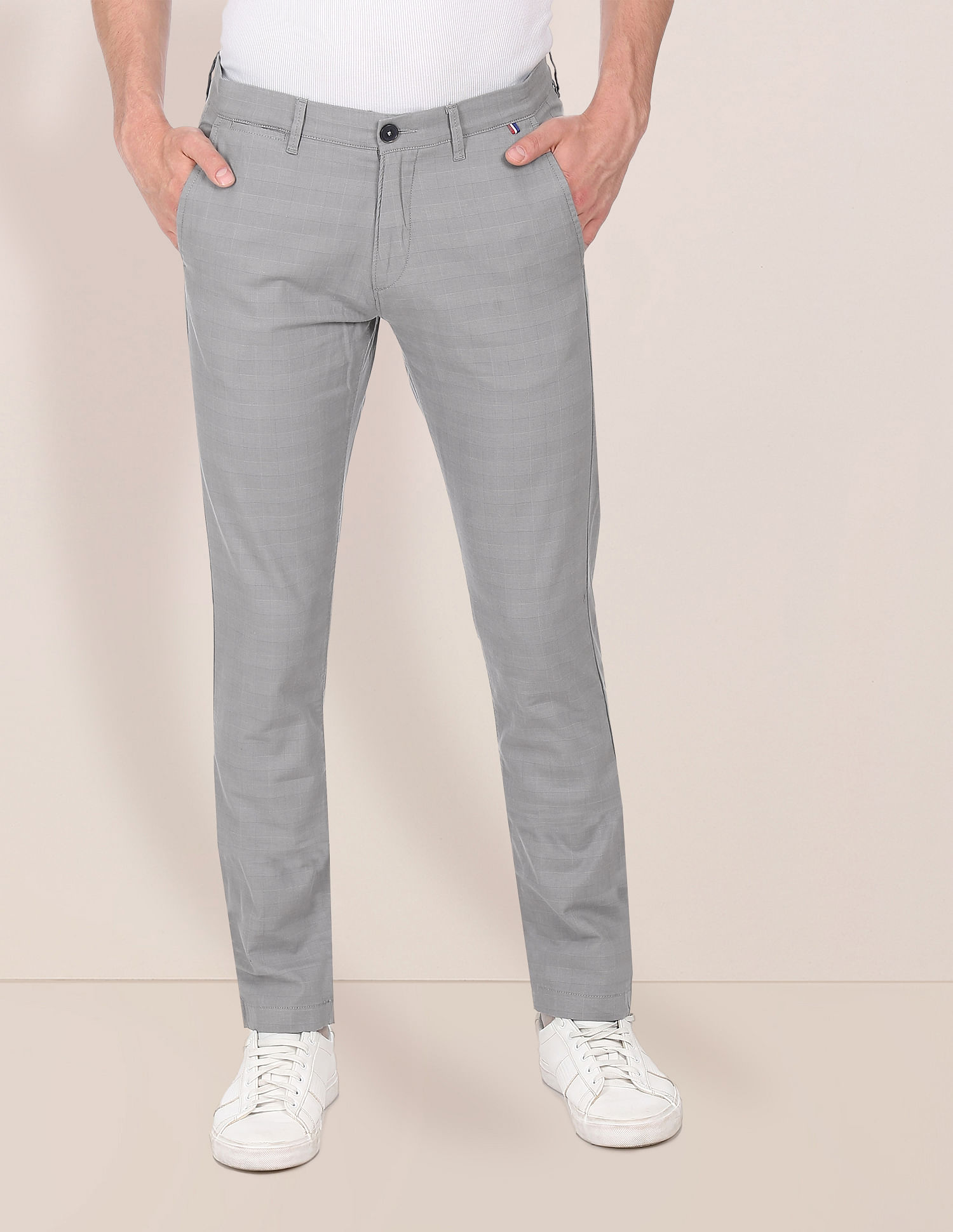 Buy Men Grey Slim Fit Check Casual Trousers Online - 750651 | Allen Solly