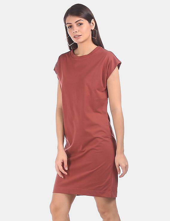 Maroon tee shirt dress online