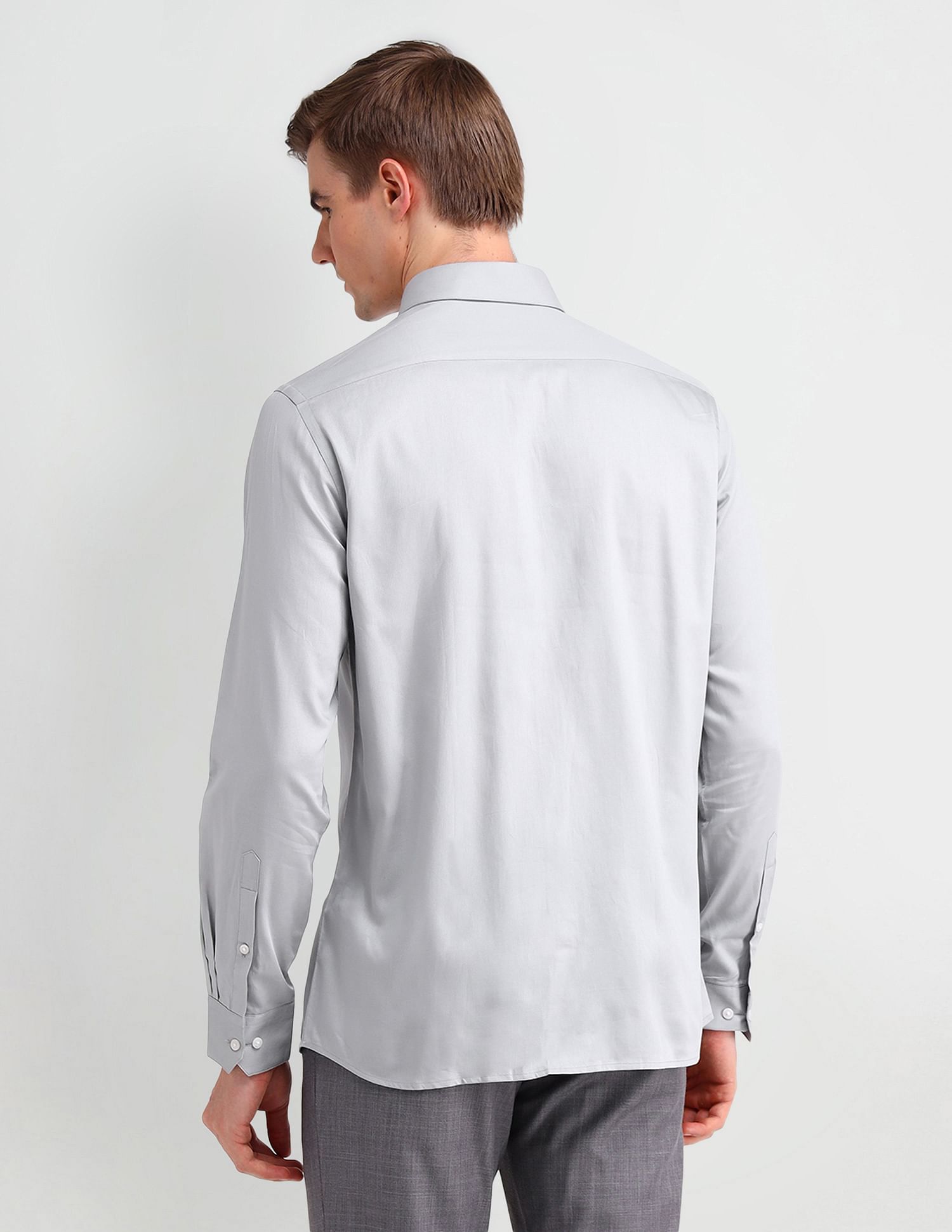 Arrow Manhattan Slim Solid Shirt