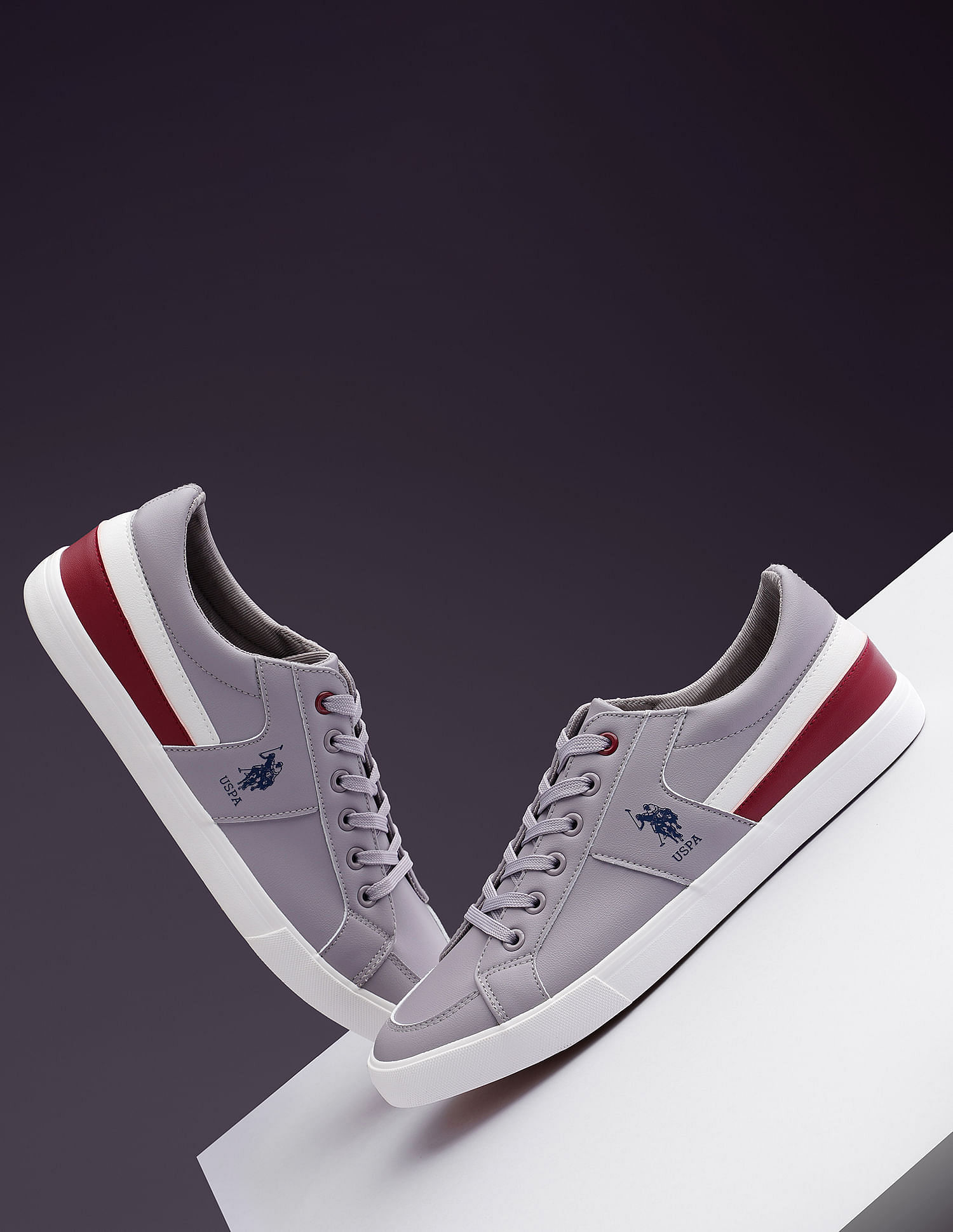 U.S. Polo Assn. Men Clarkin 7.0 Colourblocked Sneakers