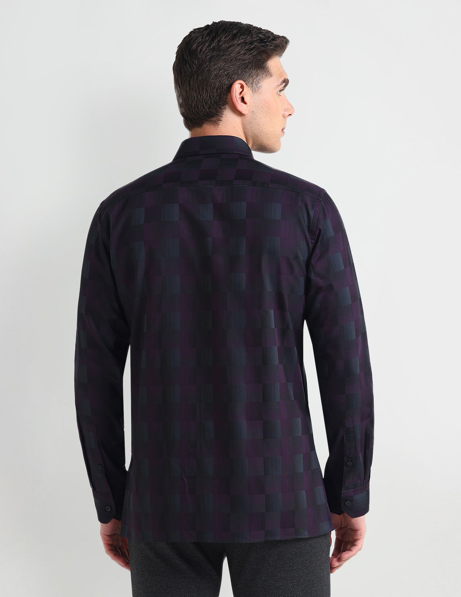 Arrow Textured Check Cutaway Collar Shirt