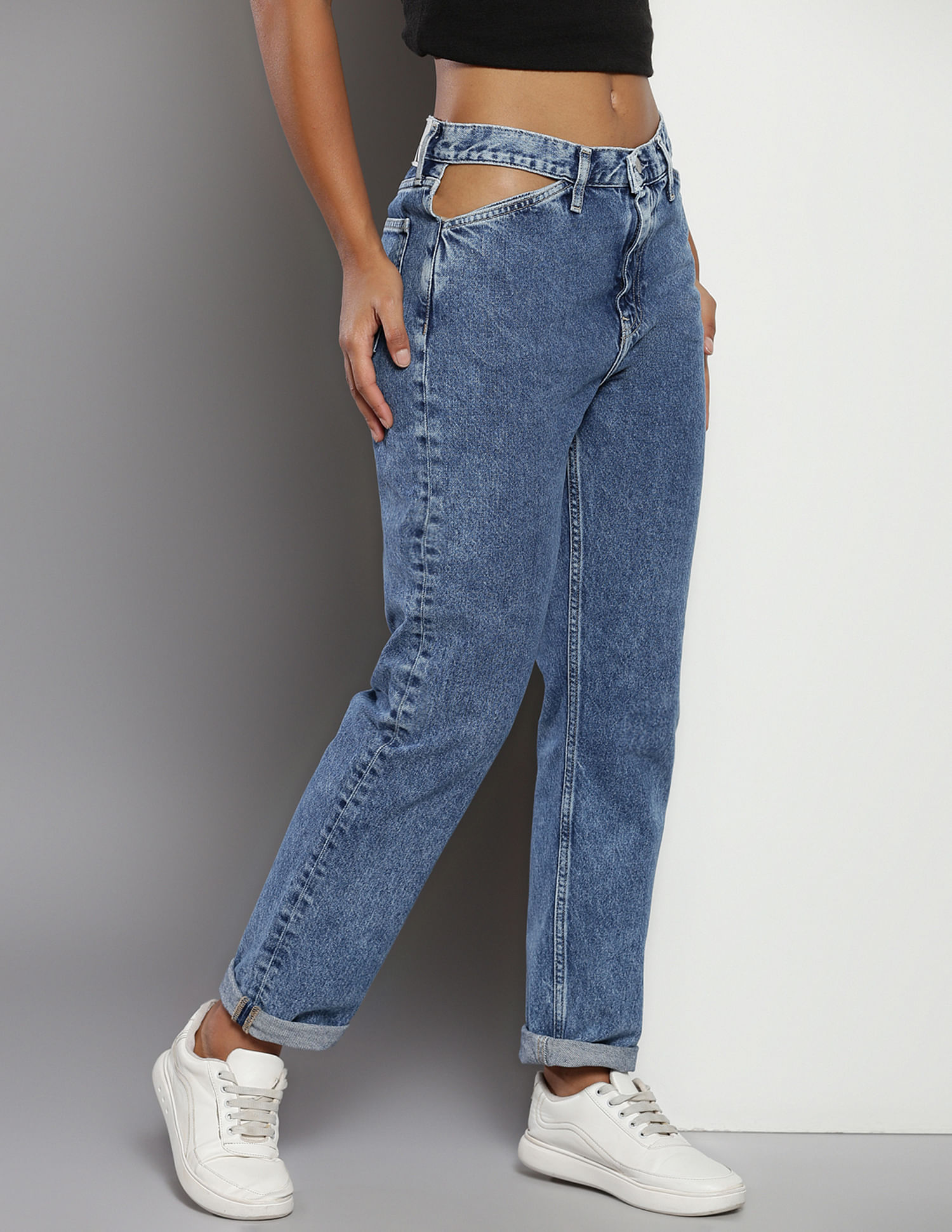 Calvin klein jeans shop online hotsell