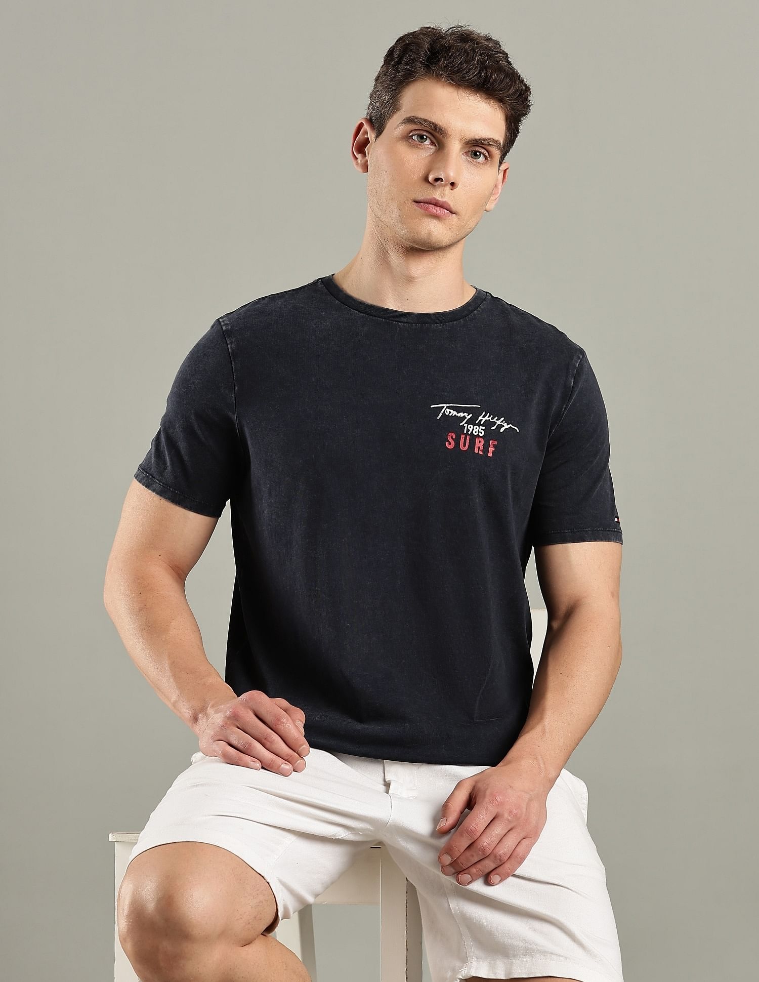 Tommy Hilfiger Graphic Regular-Fit Cotton T-Shirt