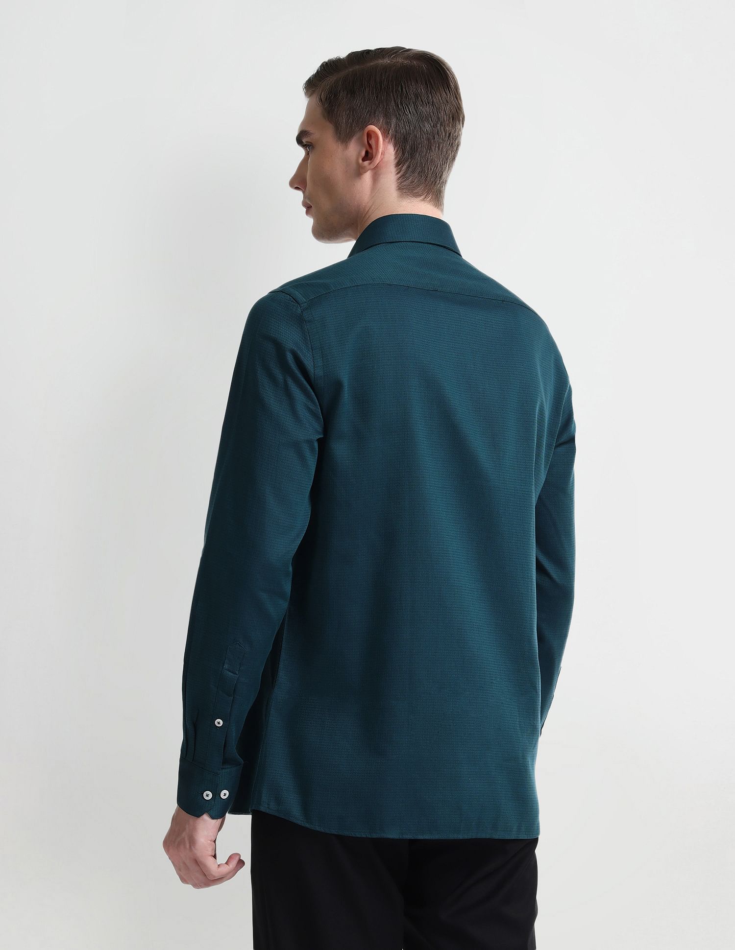 Arrow Long Sleeve Slim Fit Dobby Shirt