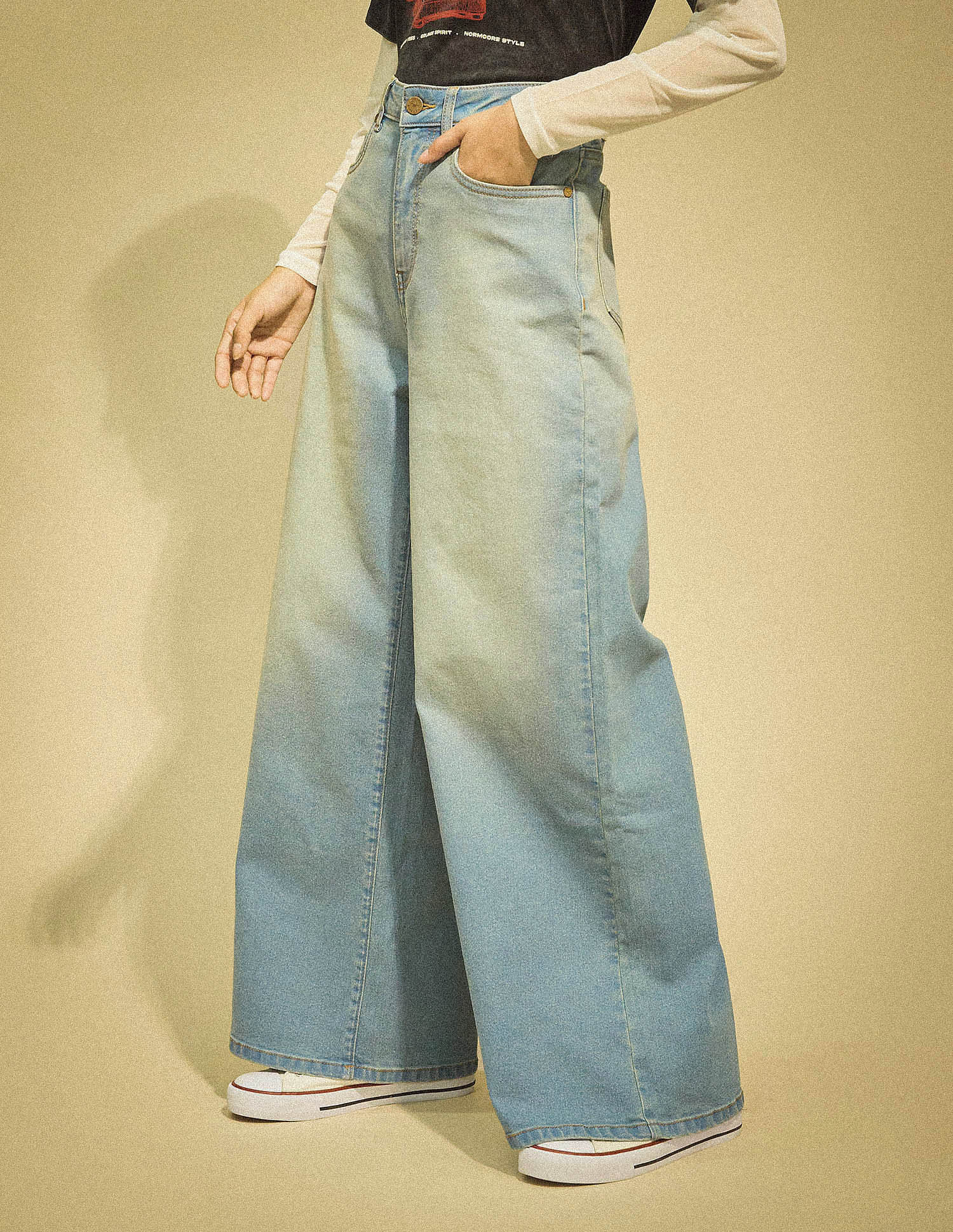 Flying Machine Women High Rise Ultra Wide Leg Jeans