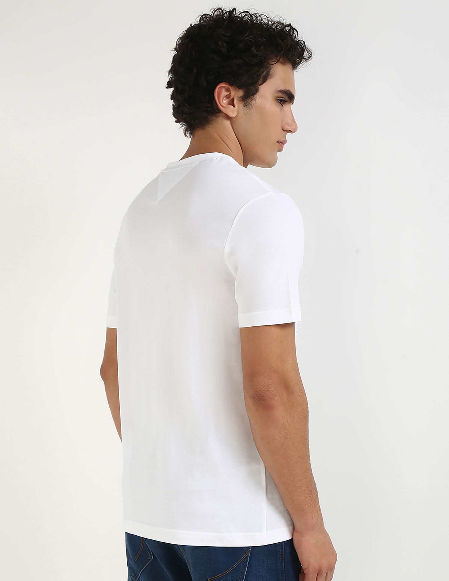 Tommy Hilfiger Logo Regular-Fit Cotton T-Shirt