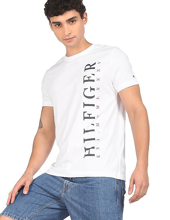 Buy Tommy Hilfiger Men White Four Flags Crew Neck T-Shirt - NNNOW.com