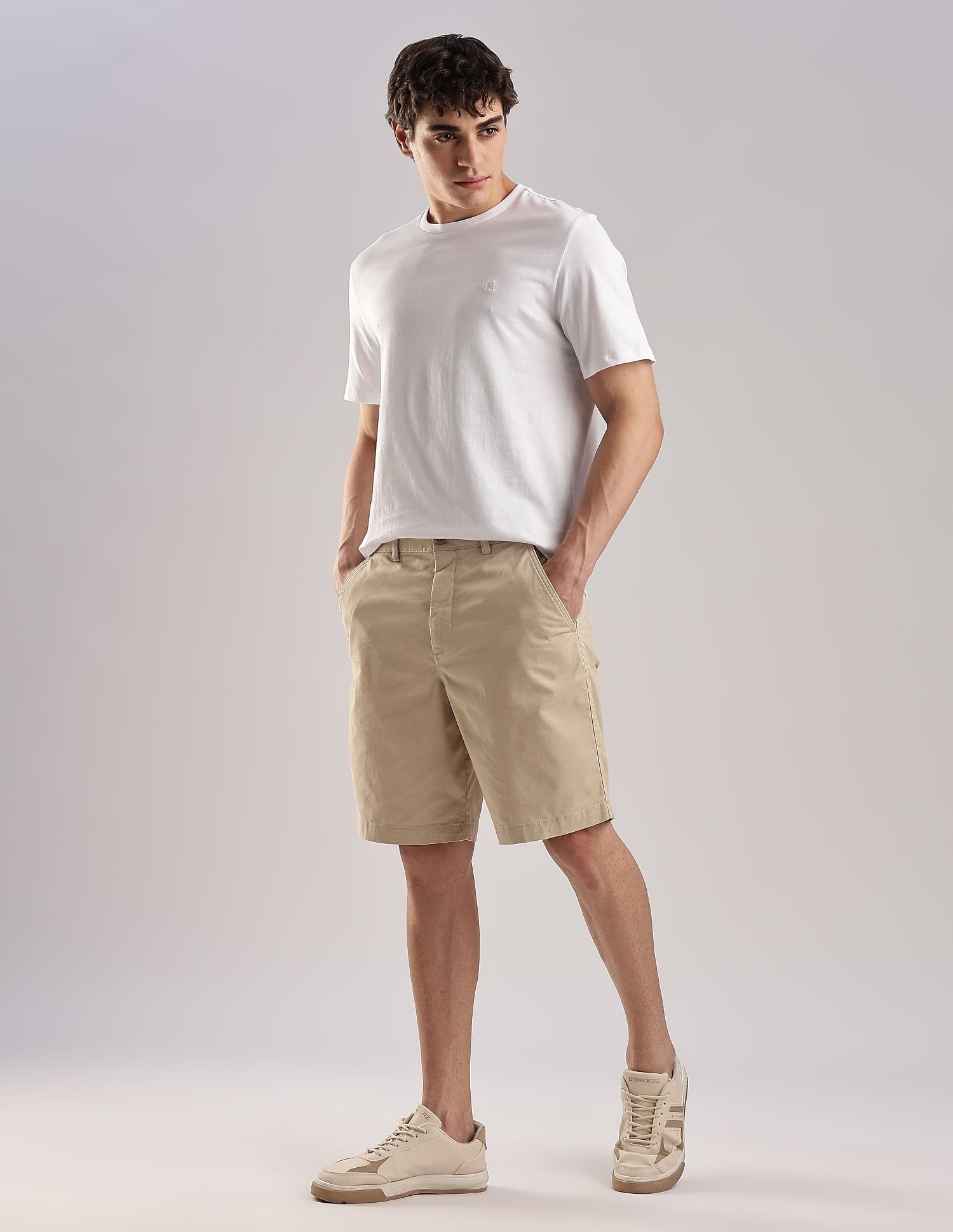 Calvin Klein Jeans Regular-Fit Solid Cotton T-Shirt