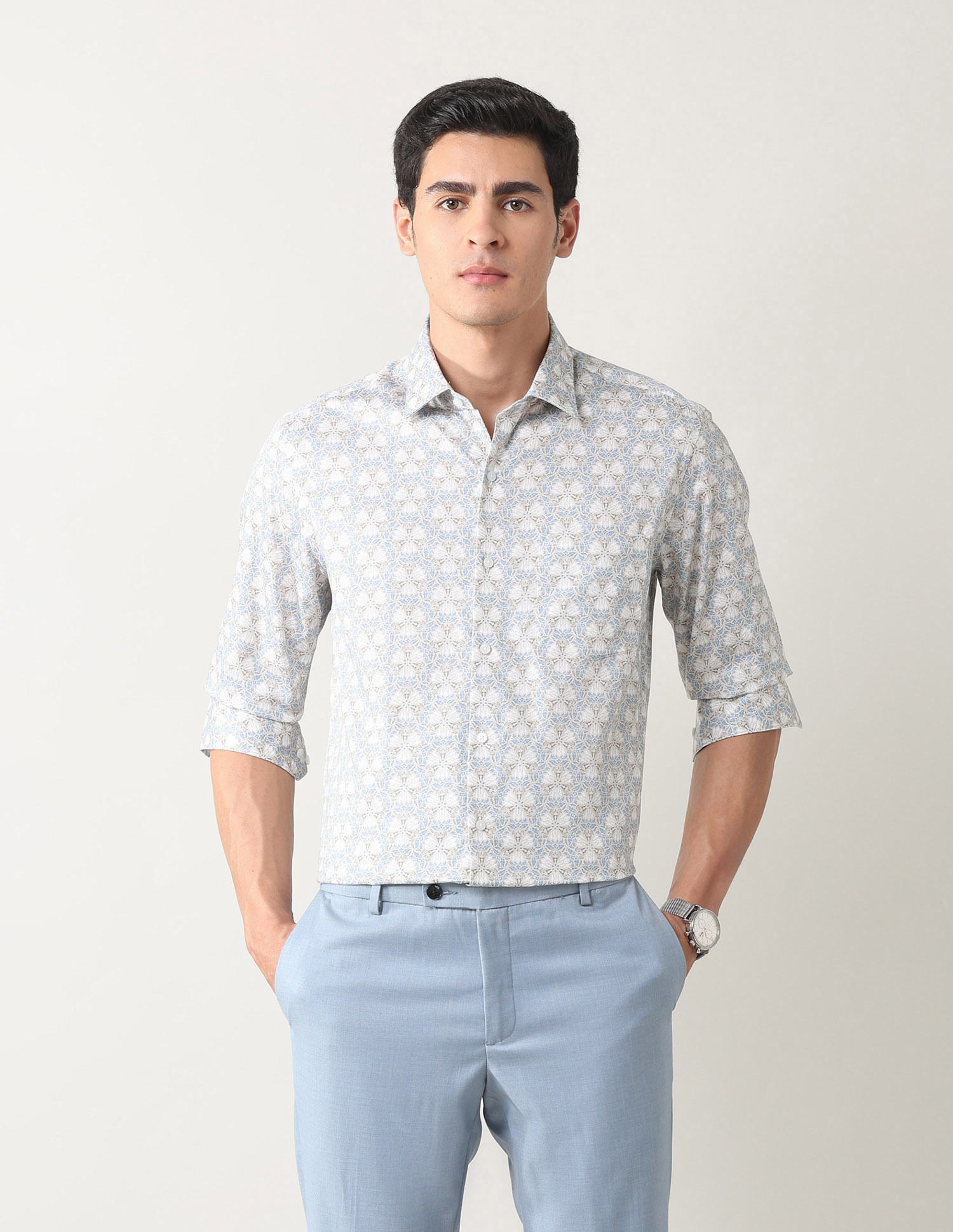 Arrow Manhattan Slim Fit Pure Cotton Shirt