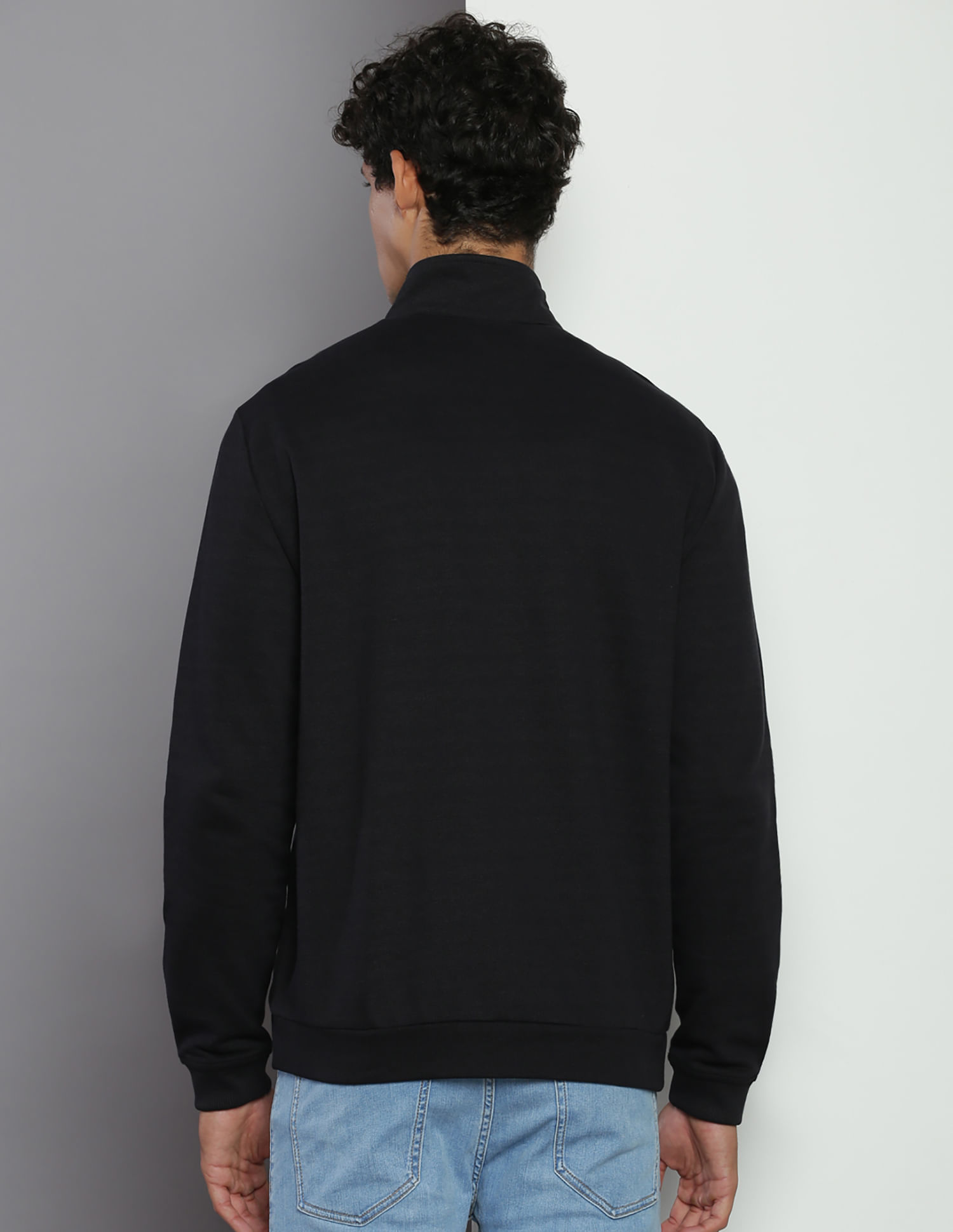 Calvin Klein High Neck Curved Piping Sweatshirt