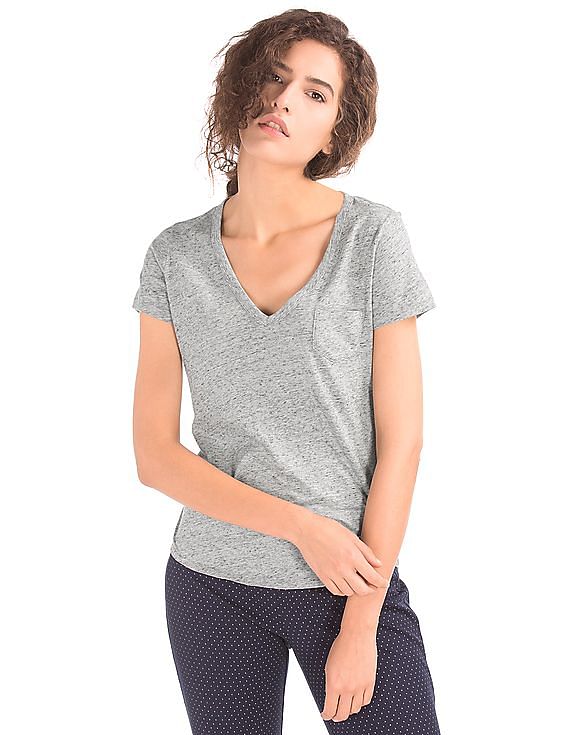 Gap vintage wash shop v neck tee