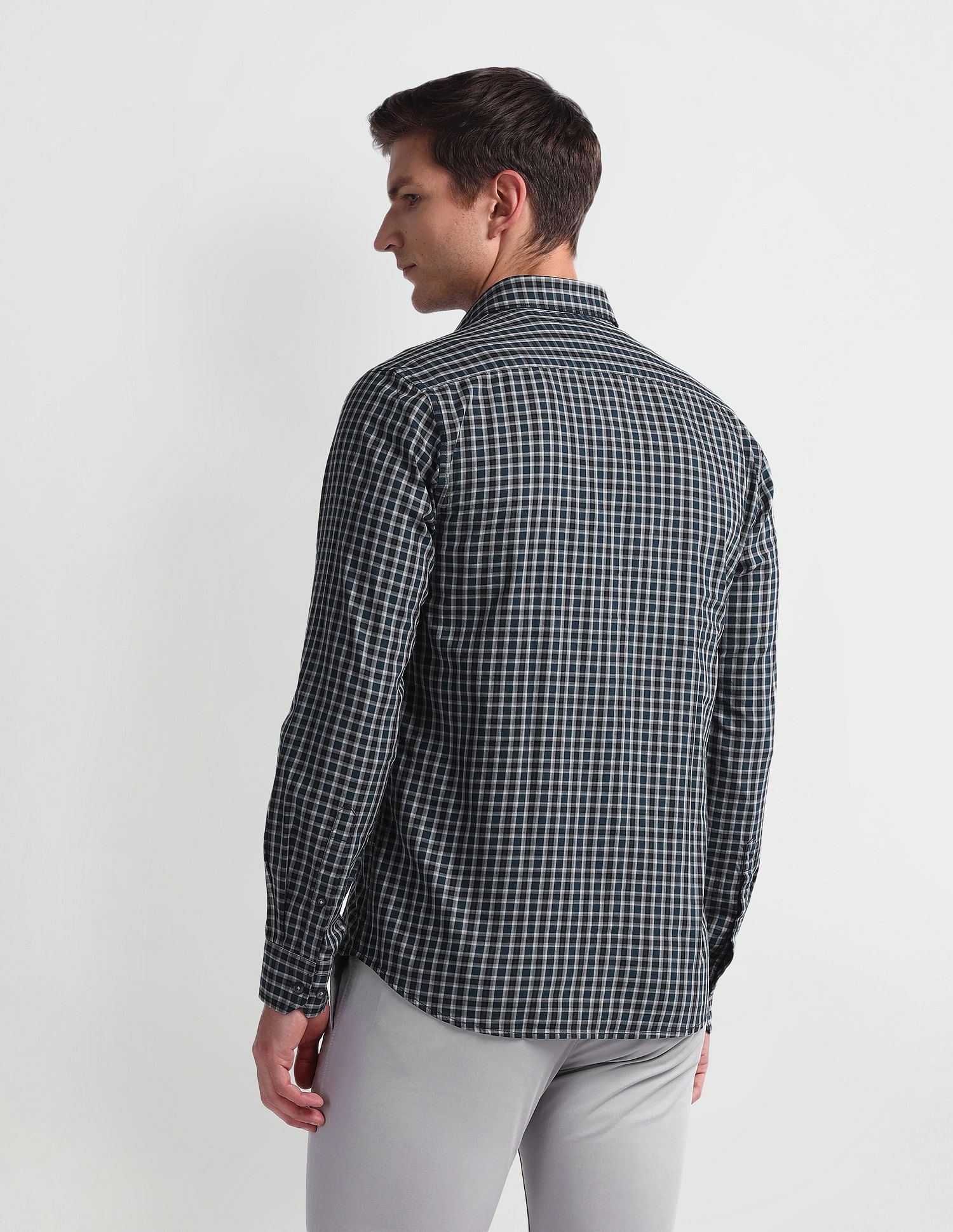 Arrow Sport Tartan Checked Manhattan Slim Shirt