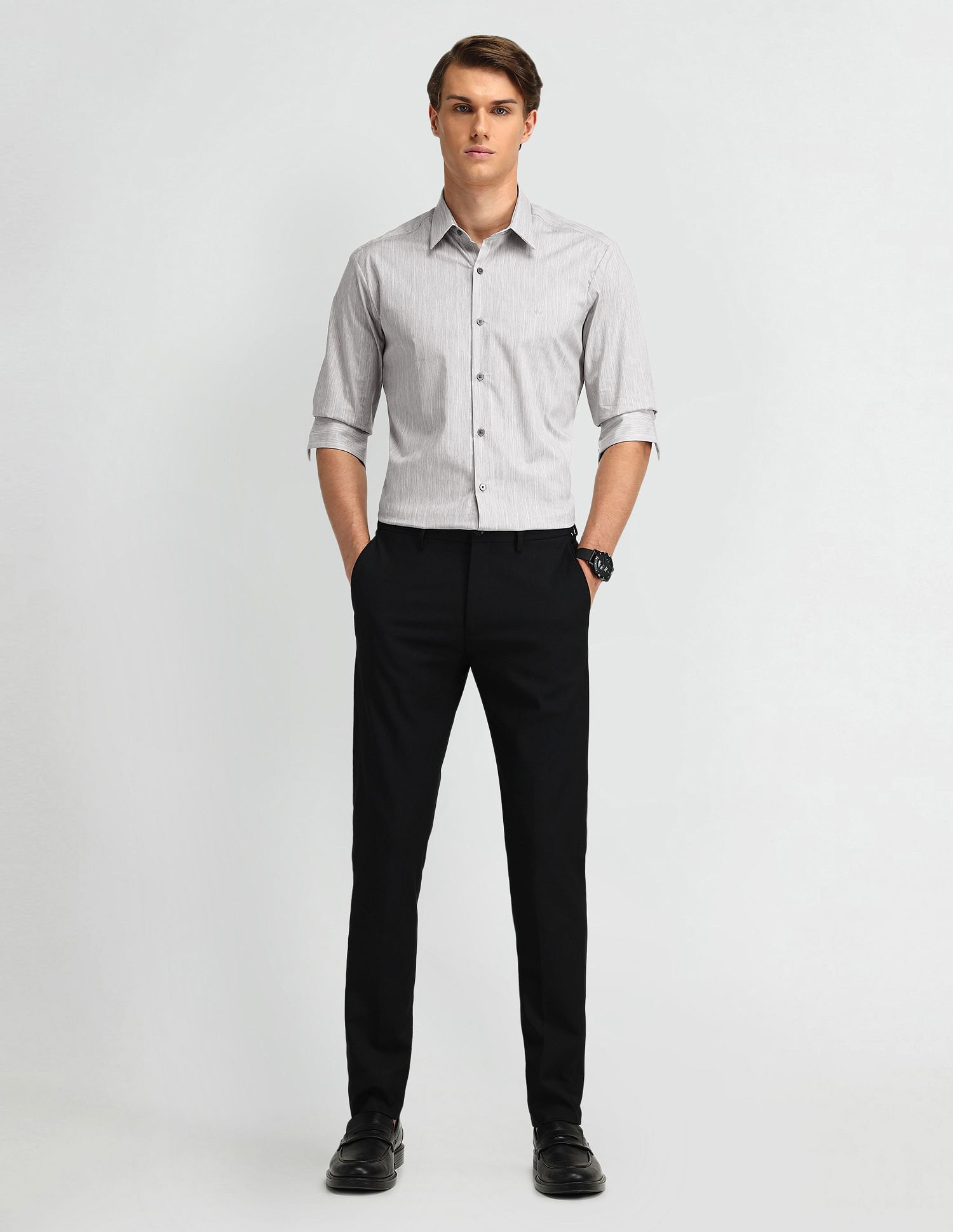 Arrow Newyork Manhattan Slim Fit Vertical Striped Shirt