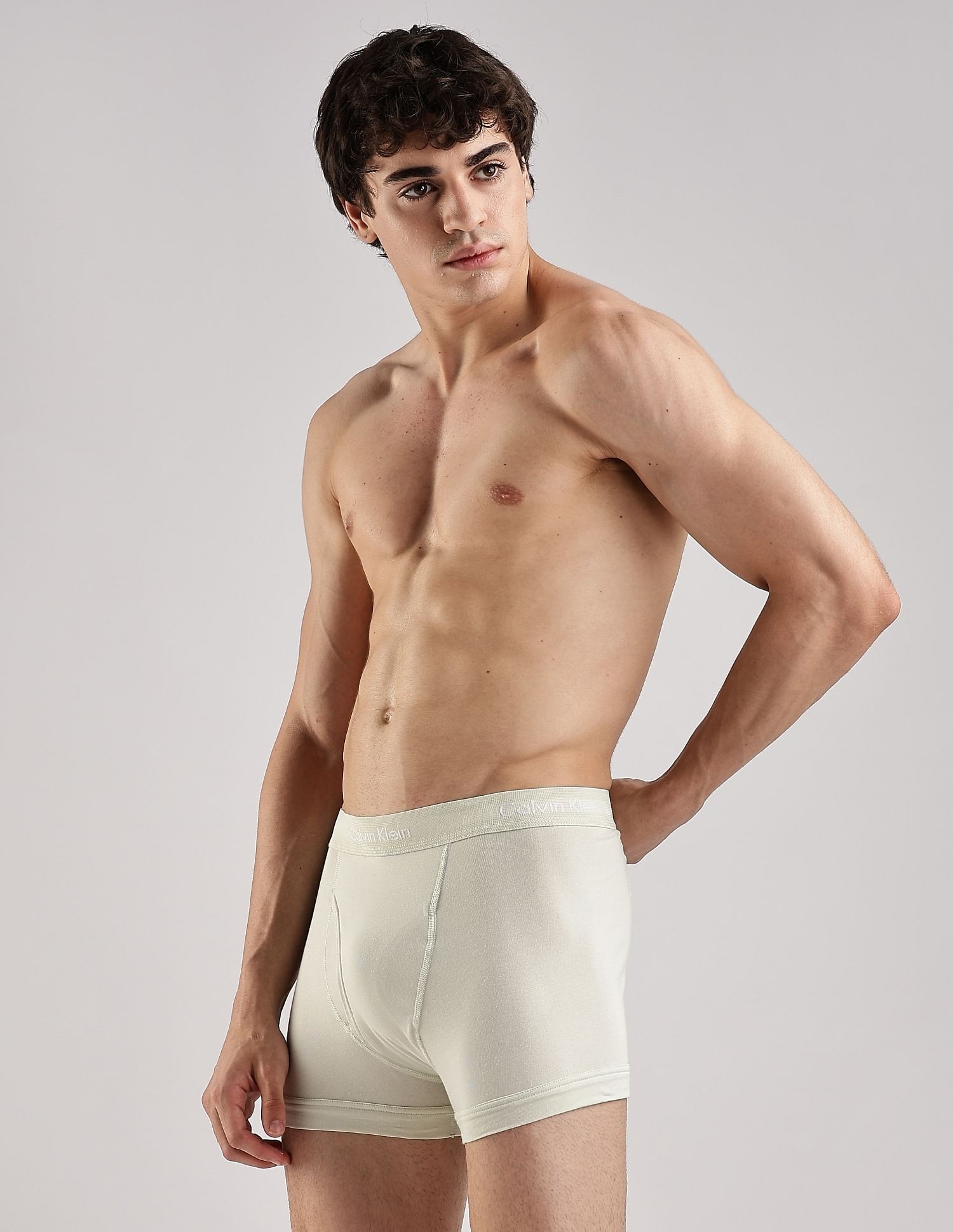 Calvin Klein Underwear Multi-Coloured Solid Low Rise Trunk - Pack Of 3