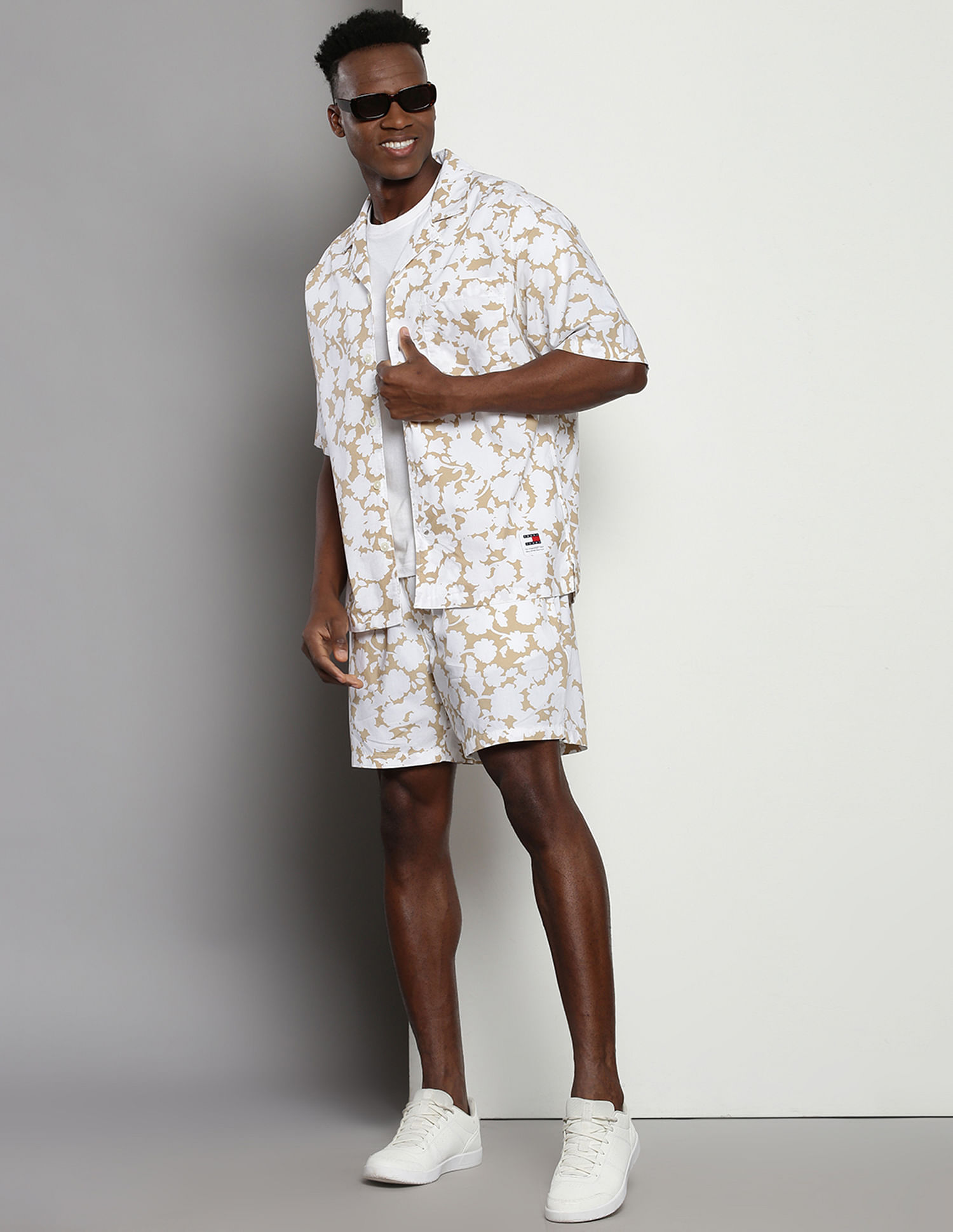 Tommy Hilfiger Cuban Collar Floral Shirt