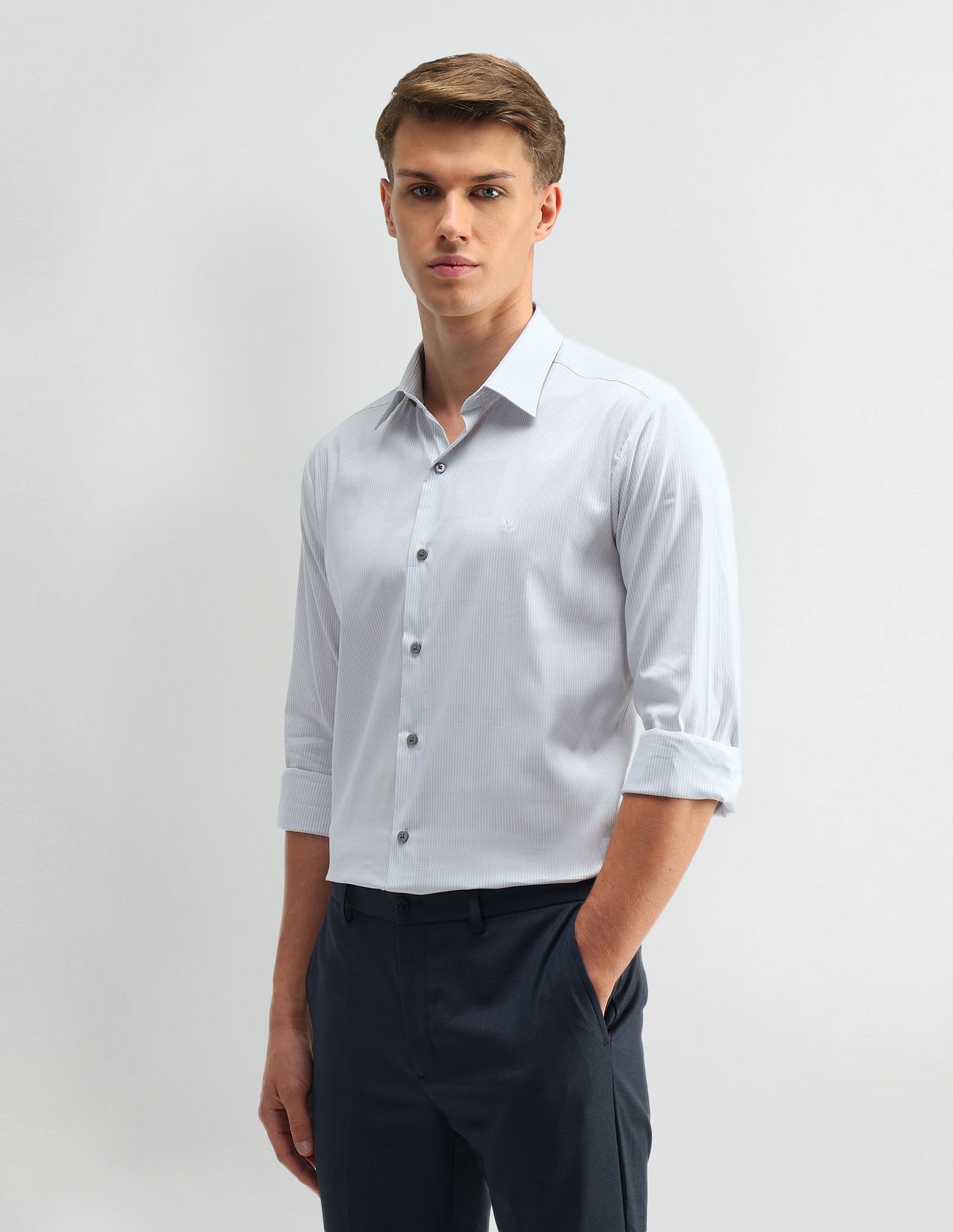 Arrow Newyork Manhattan Slim Fit Pinstriped Shirt