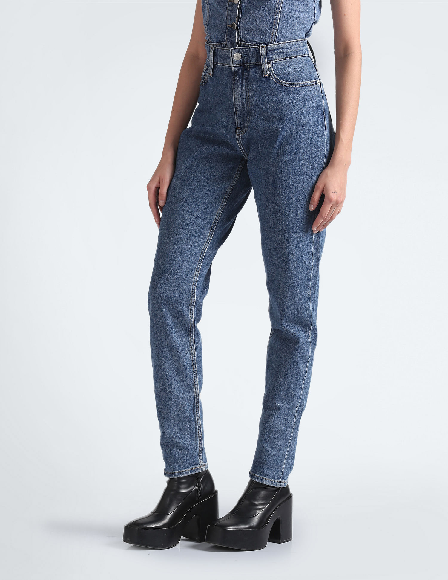 Calvin Klein Mid Rise Mom Fit Jeans
