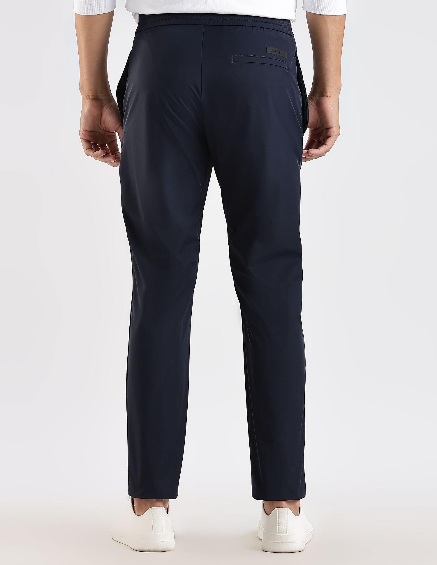 Calvin Klein Jeans Tapered Fit Solid Mid Rise Trouser