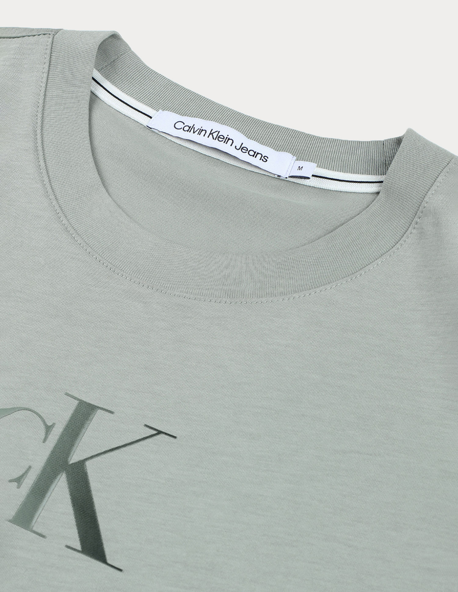 Calvin Klein Regular Fit  Soild T-shirt
