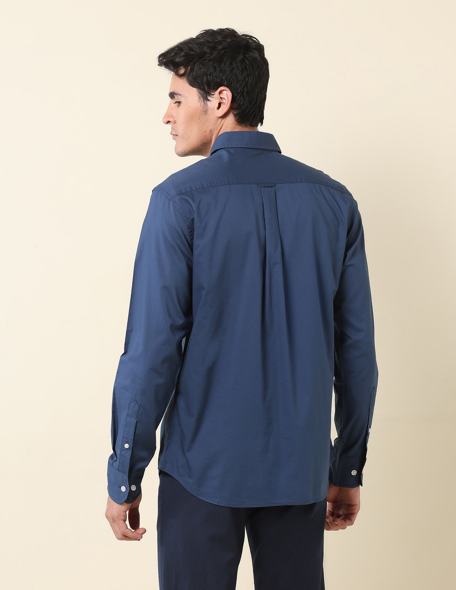U.S. Polo Assn. Tailored Fit Solid Shirt