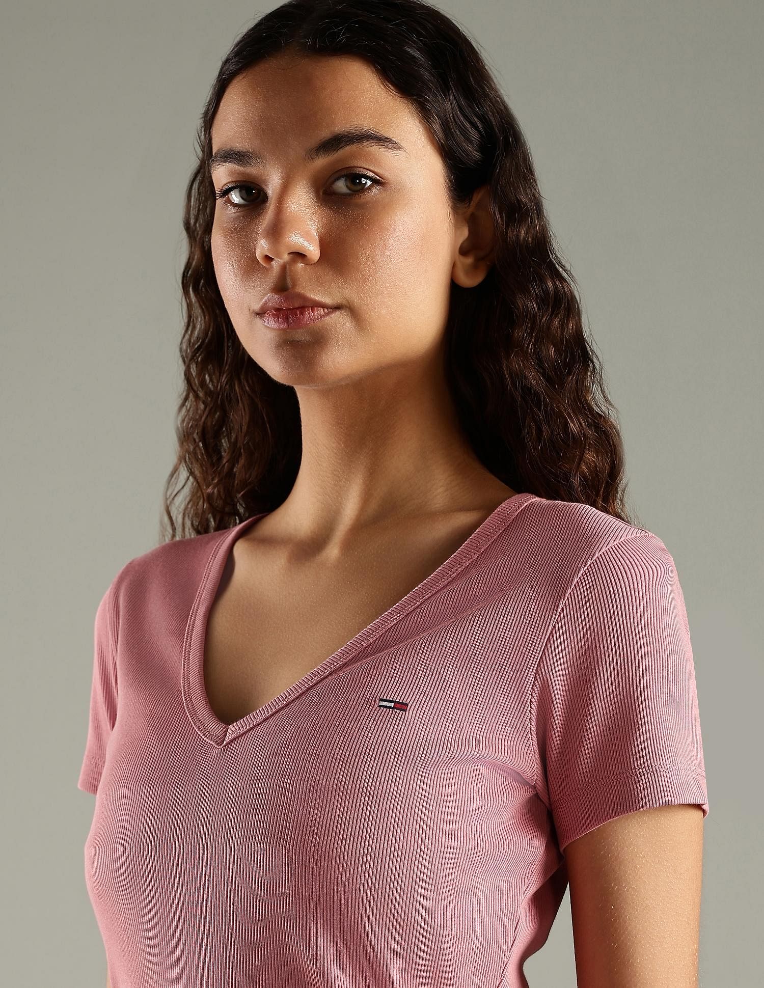 Tommy Hilfiger Solid Slim Fit Cotton T-Shirt