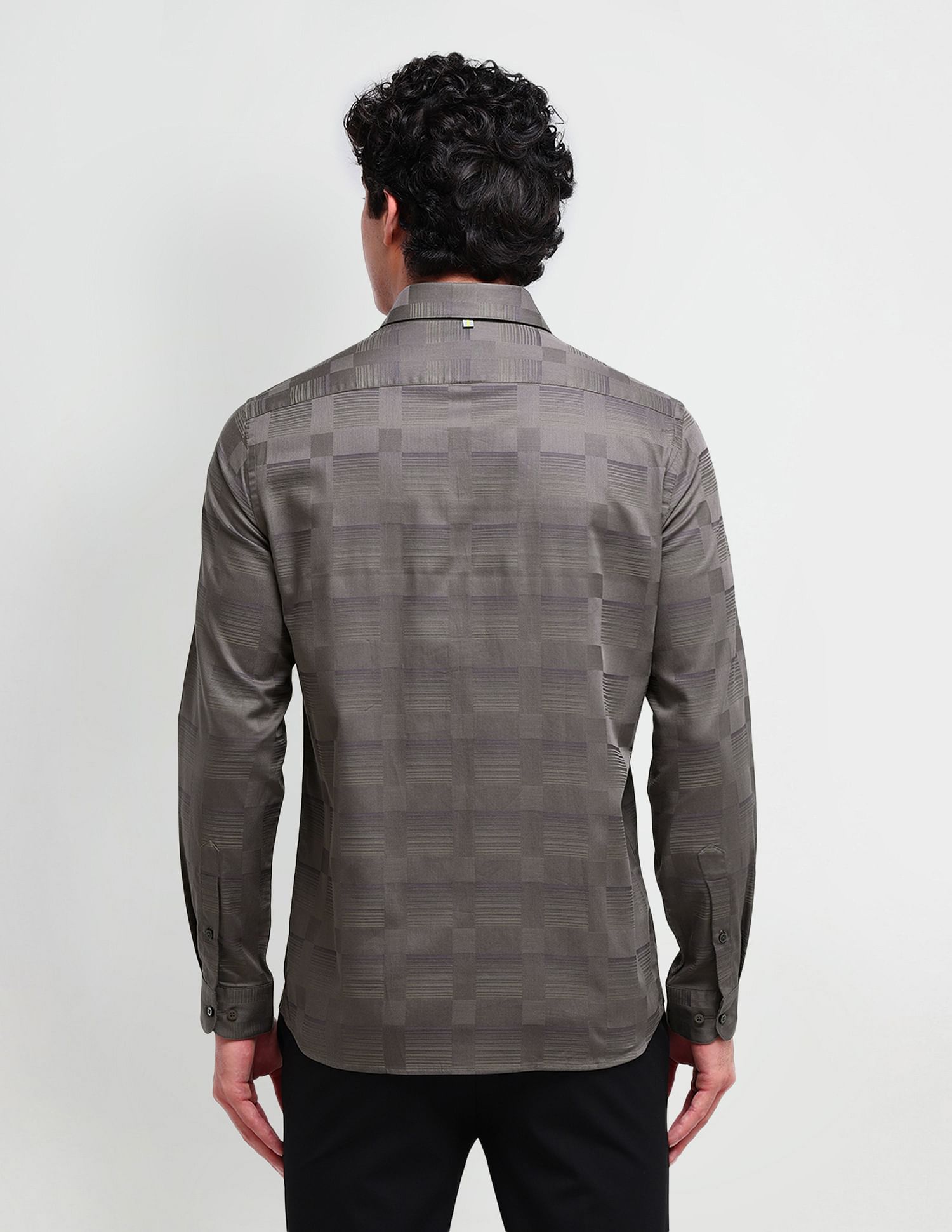 Arrow Newyork Manhattan Slim Fit Textured Shirt