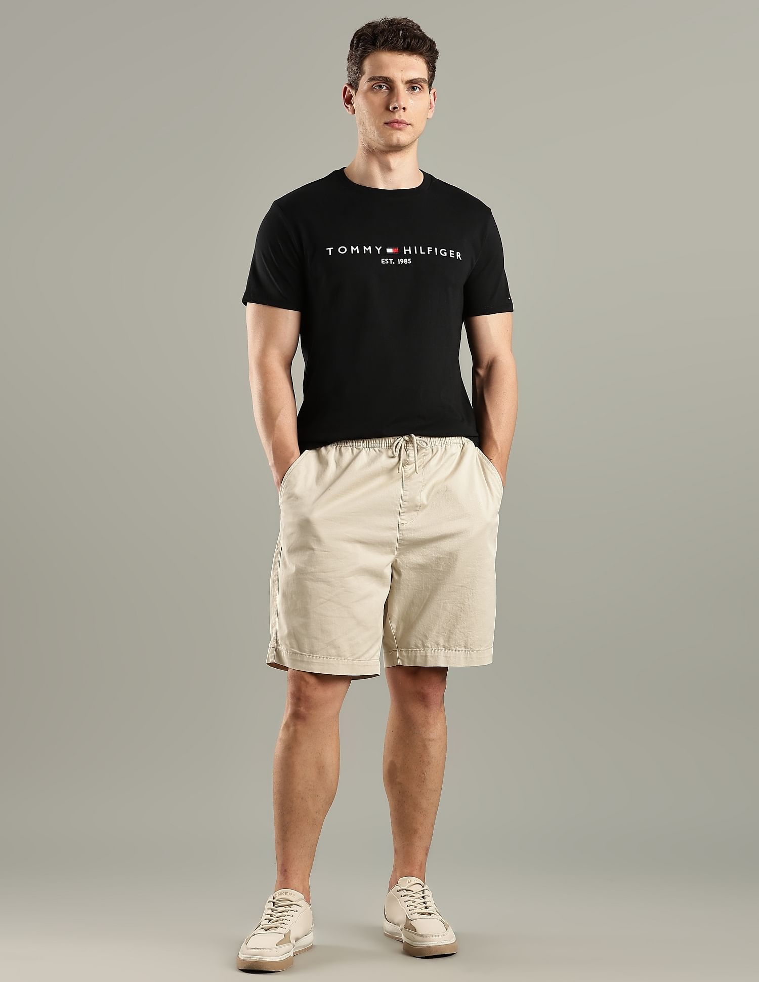 Tommy Hilfiger Logo Regular-Fit Cotton T-Shirt