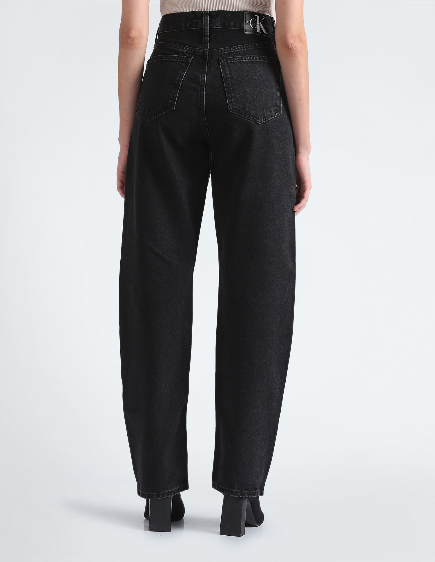 Calvin Klein High Rise Straight Fit Jeans