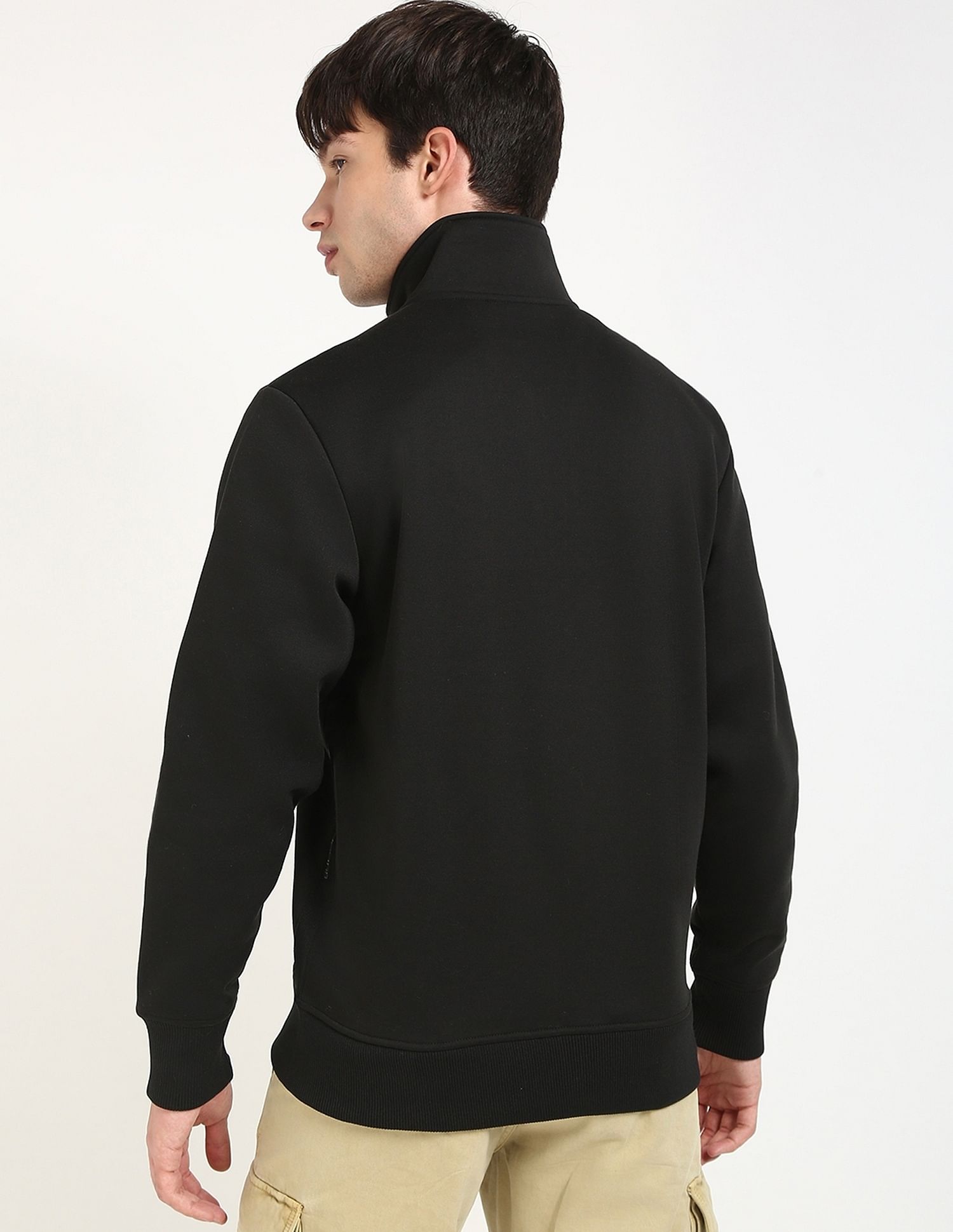 Calvin Klein Jeans Solid Regular-Fit Polyester Sweatshirt