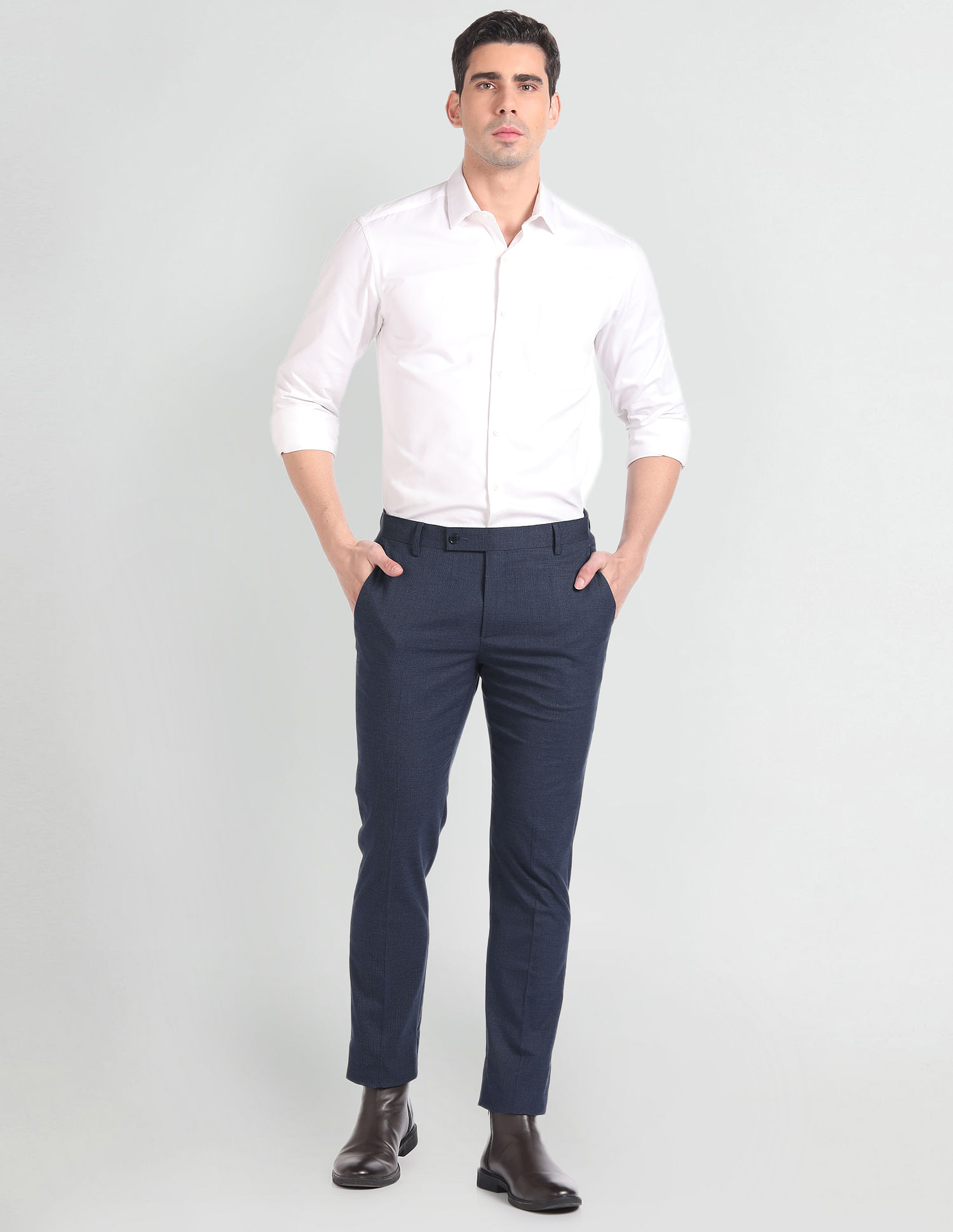 Buy Arrow Mid Rise Ankle Length Formal Trousers - NNNOW.com