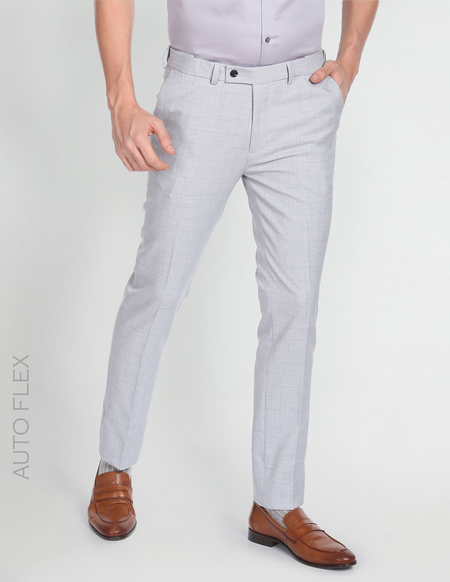 50 OFF on Arrow Men Grey Smart Smart Fit Autoflex Regular Fit Solid Formal  Trousers on Myntra  PaisaWapascom