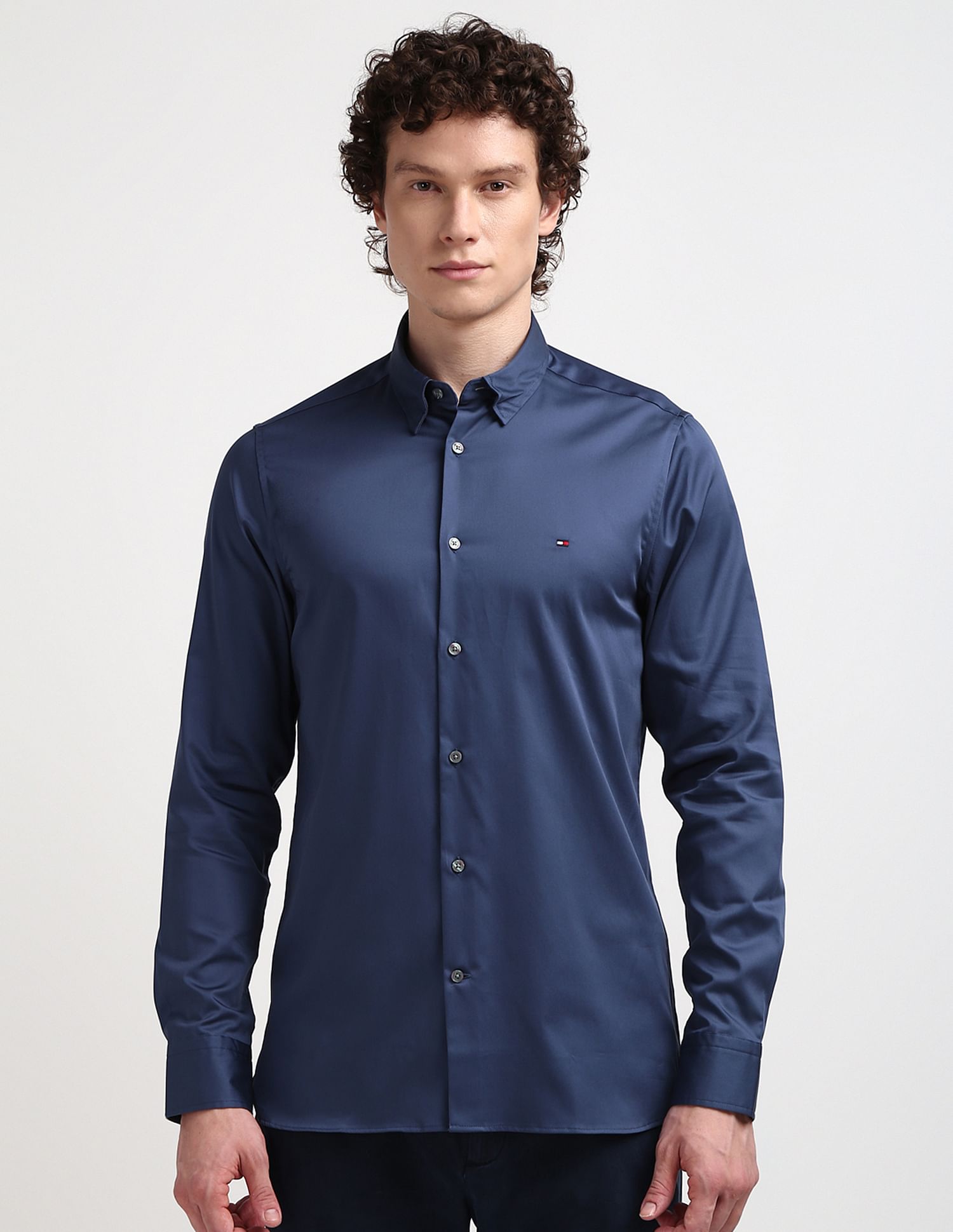 Tommy Hilfiger Solid Satin Slim Fit Shirt