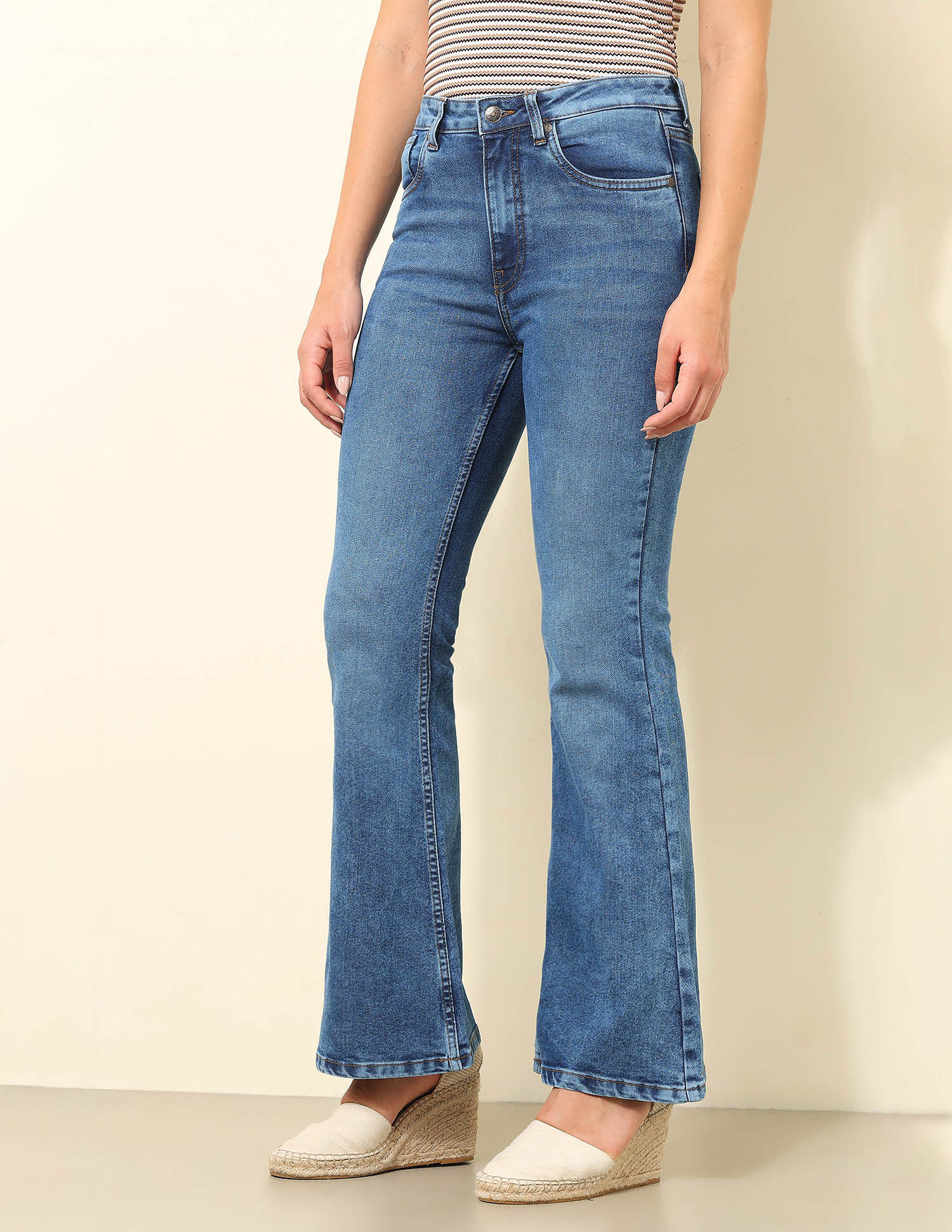 U.S. Polo Assn. Women High Rise Extreme Flare Fit Jeans
