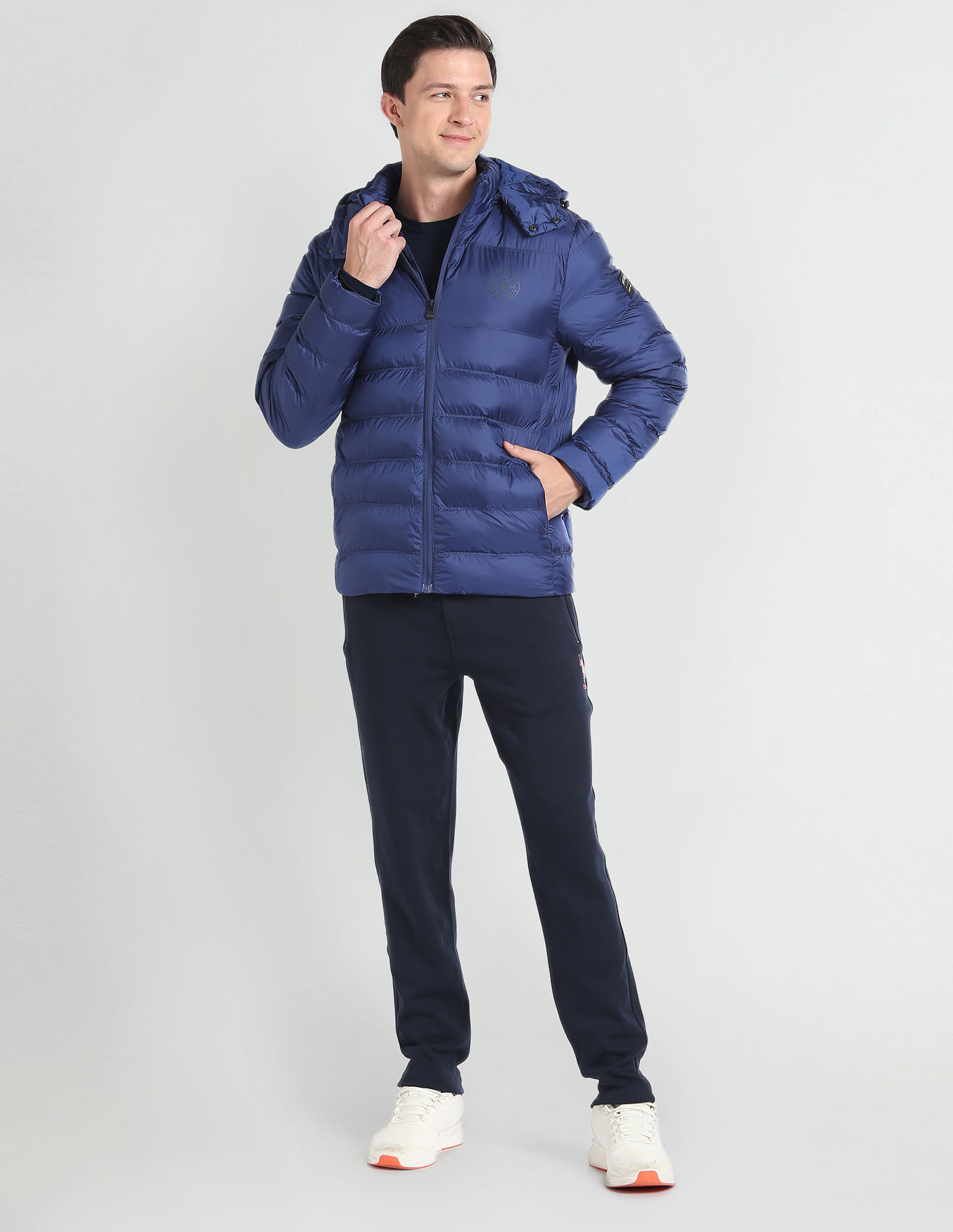 Puffer jacket outlet with detachable hood