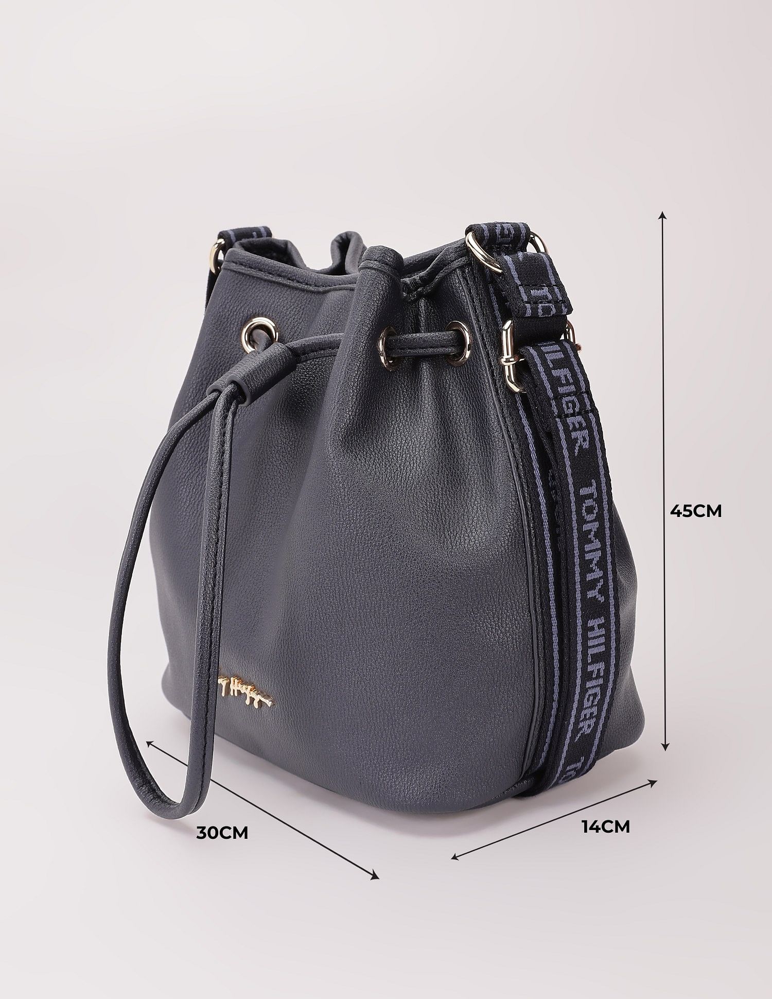 Tommy Hilfiger Solid Blue Pu Bucket Bag