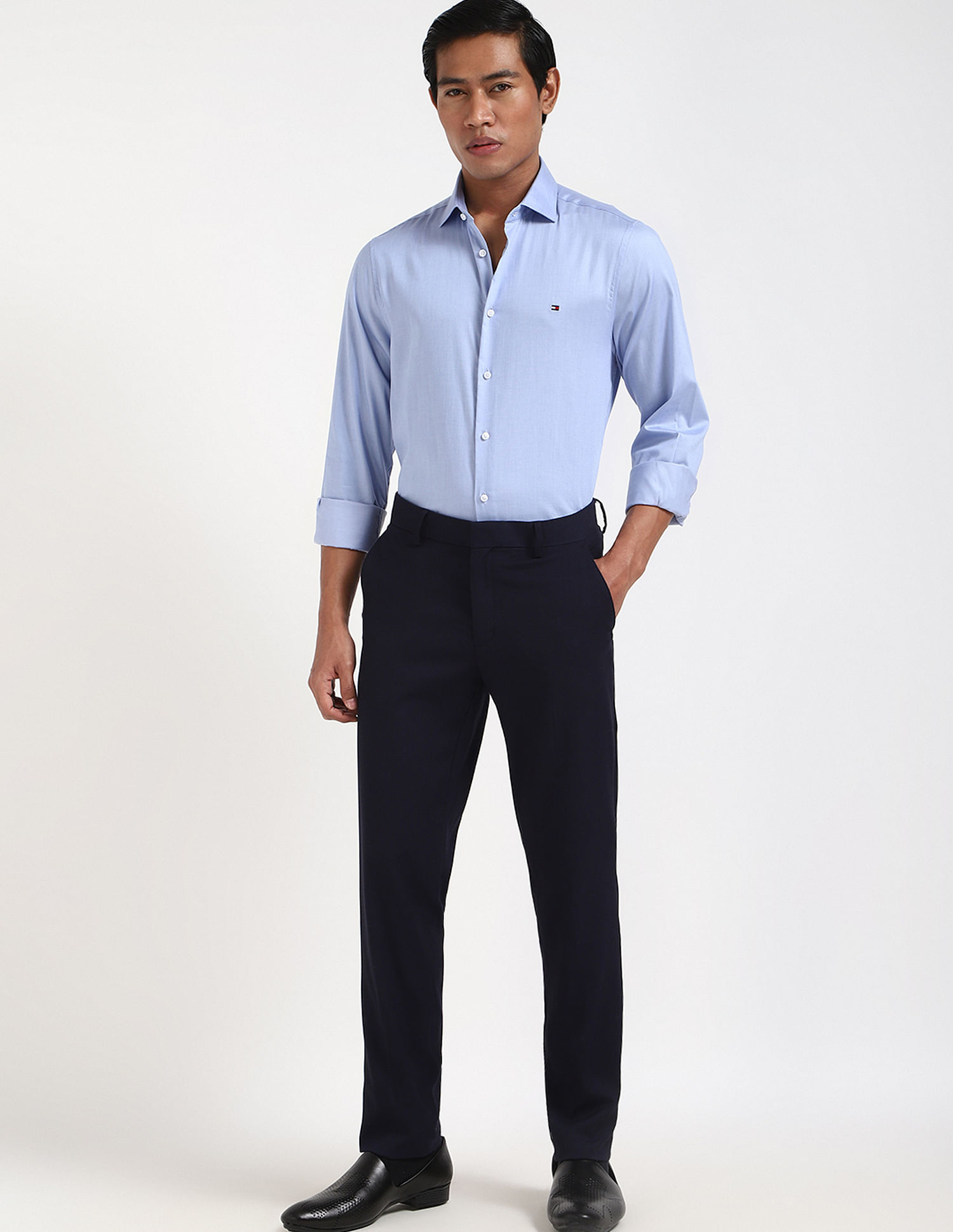 Tommy Hilfiger Blue Men's Shirt for Casual Elegance