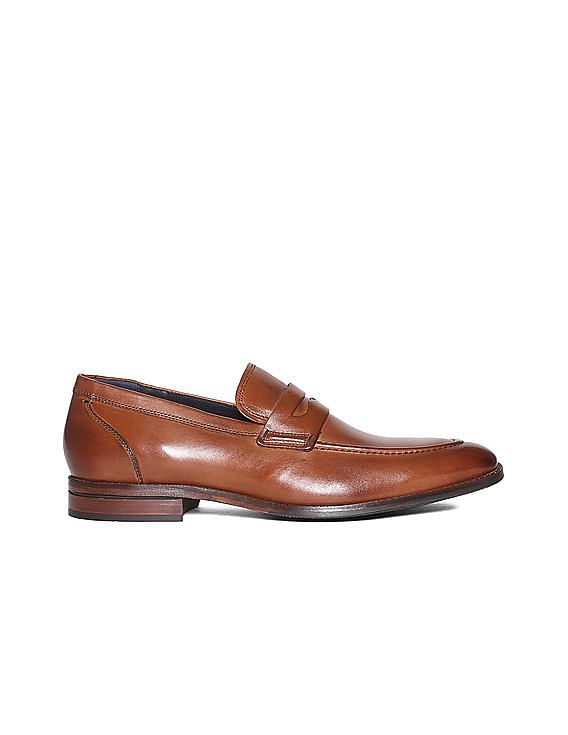 rockport style seeker penny loafers