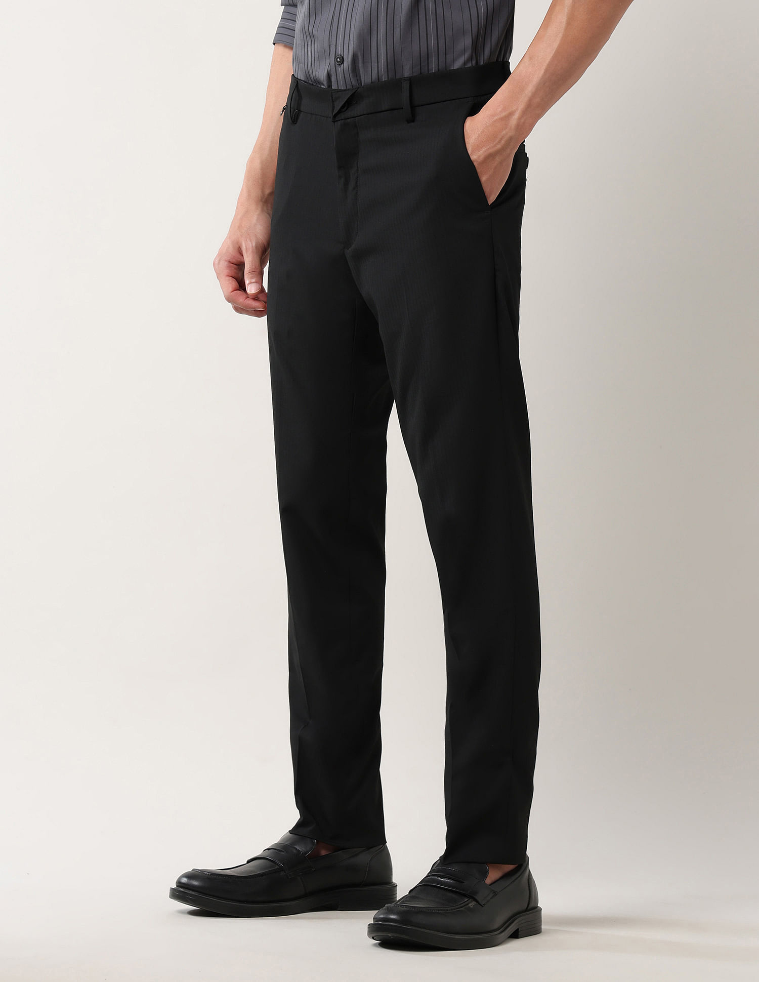 Arrow Newyork Solid Regular Autoflex Trousers