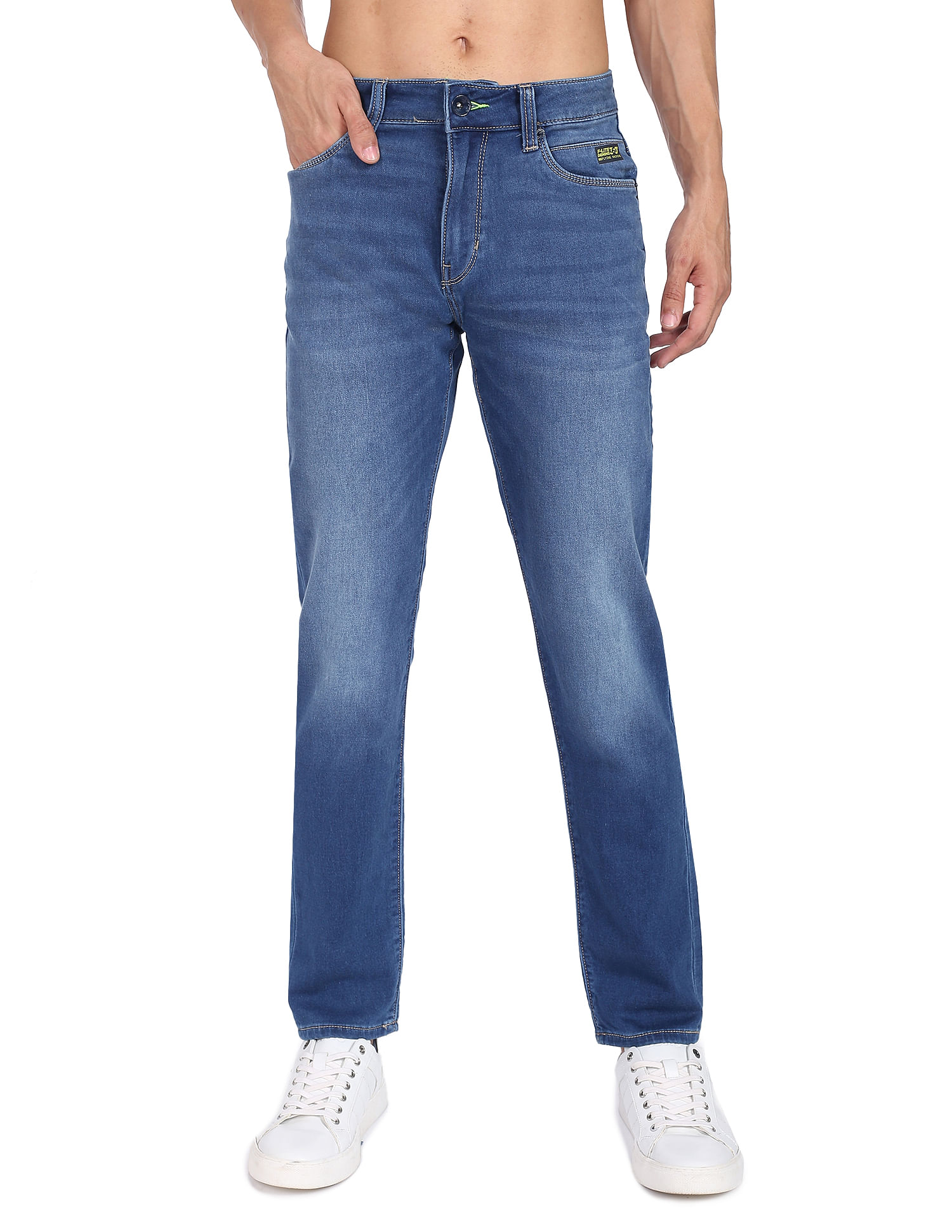 Flying Machine Mid Rise Michael Slim Tapered Fit F-Lite Jeans