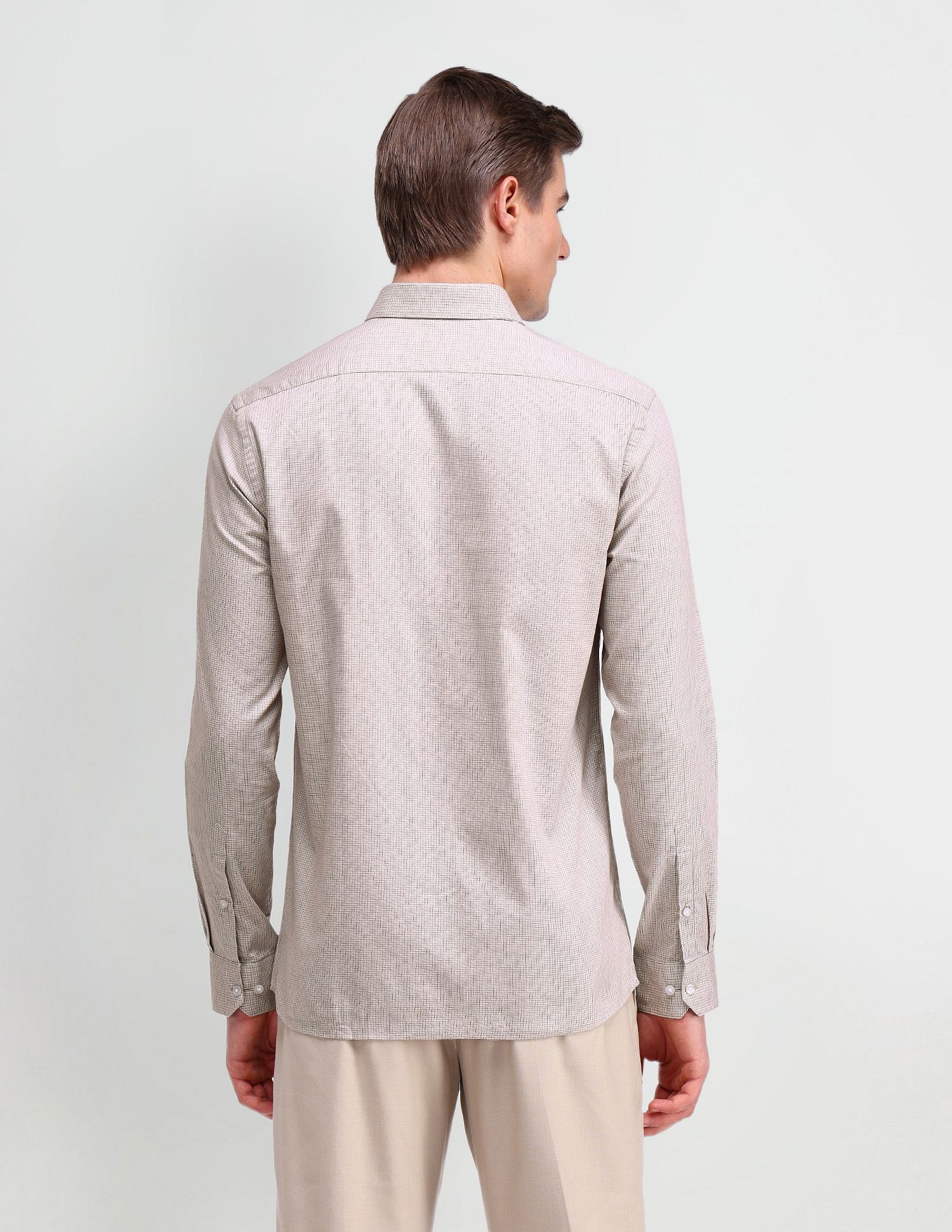 Arrow Manhattan Slim Fit Textured Shirt