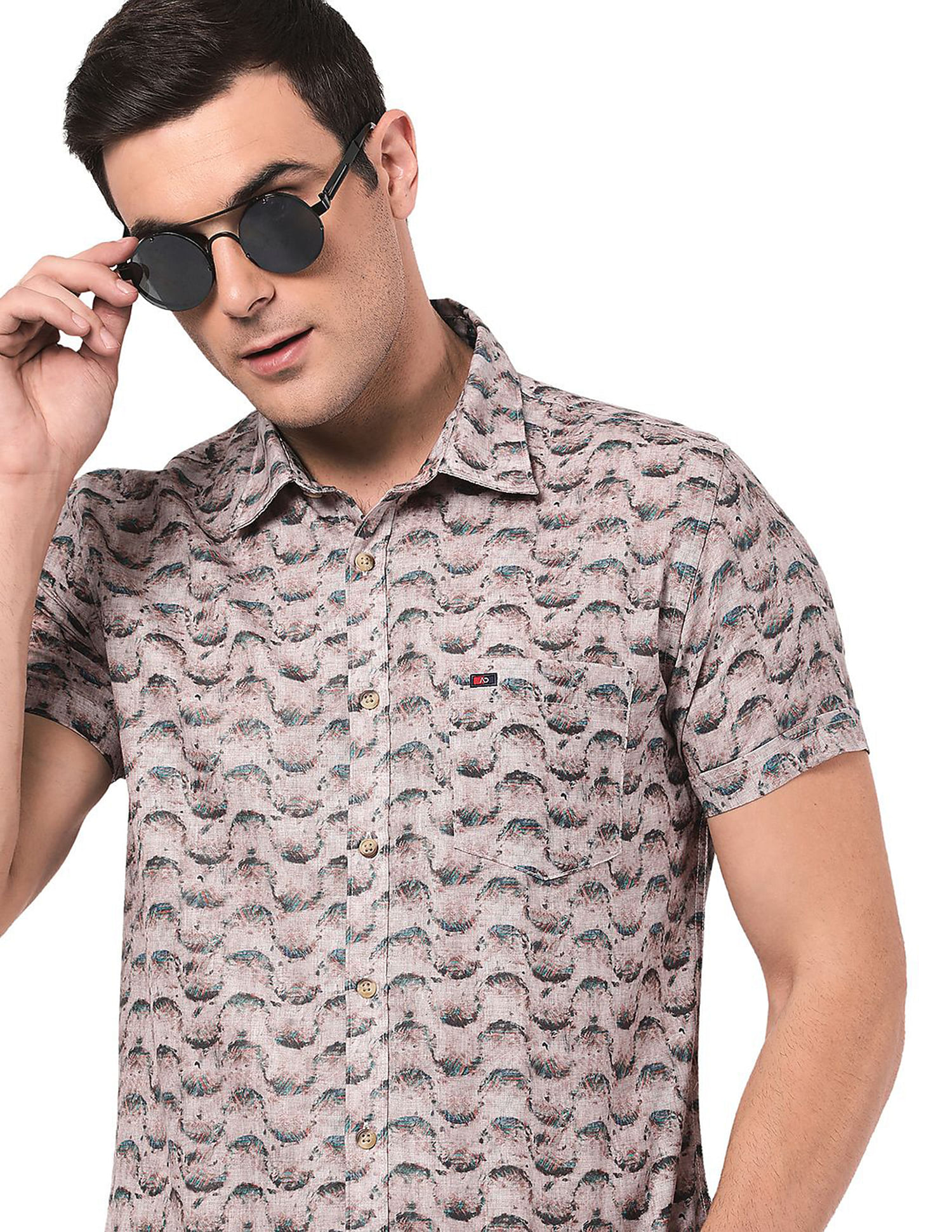 Men's casual slim fit deals printed short sleeve blouse