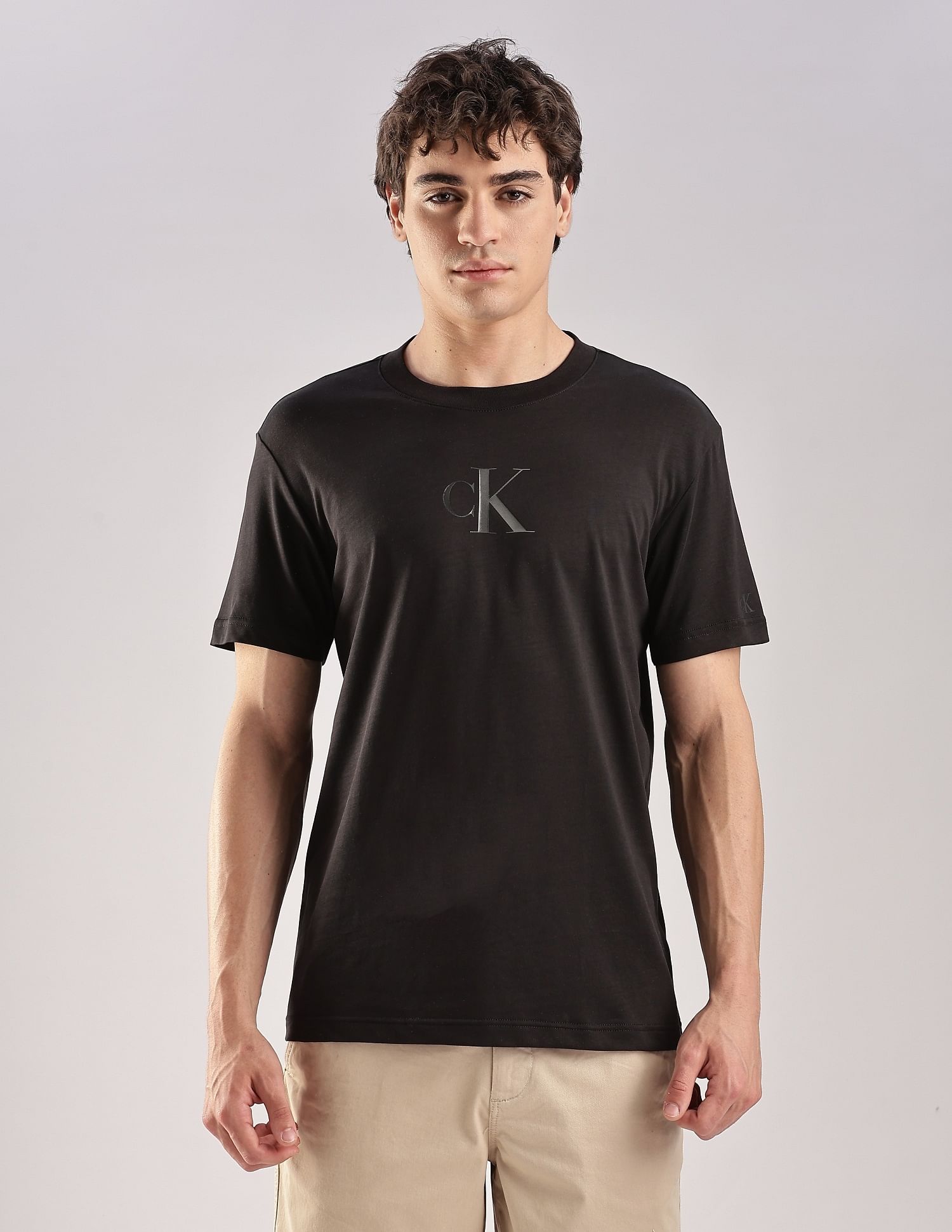 Calvin Klein Jeans Logo Regular-Fit Cotton T Shirt