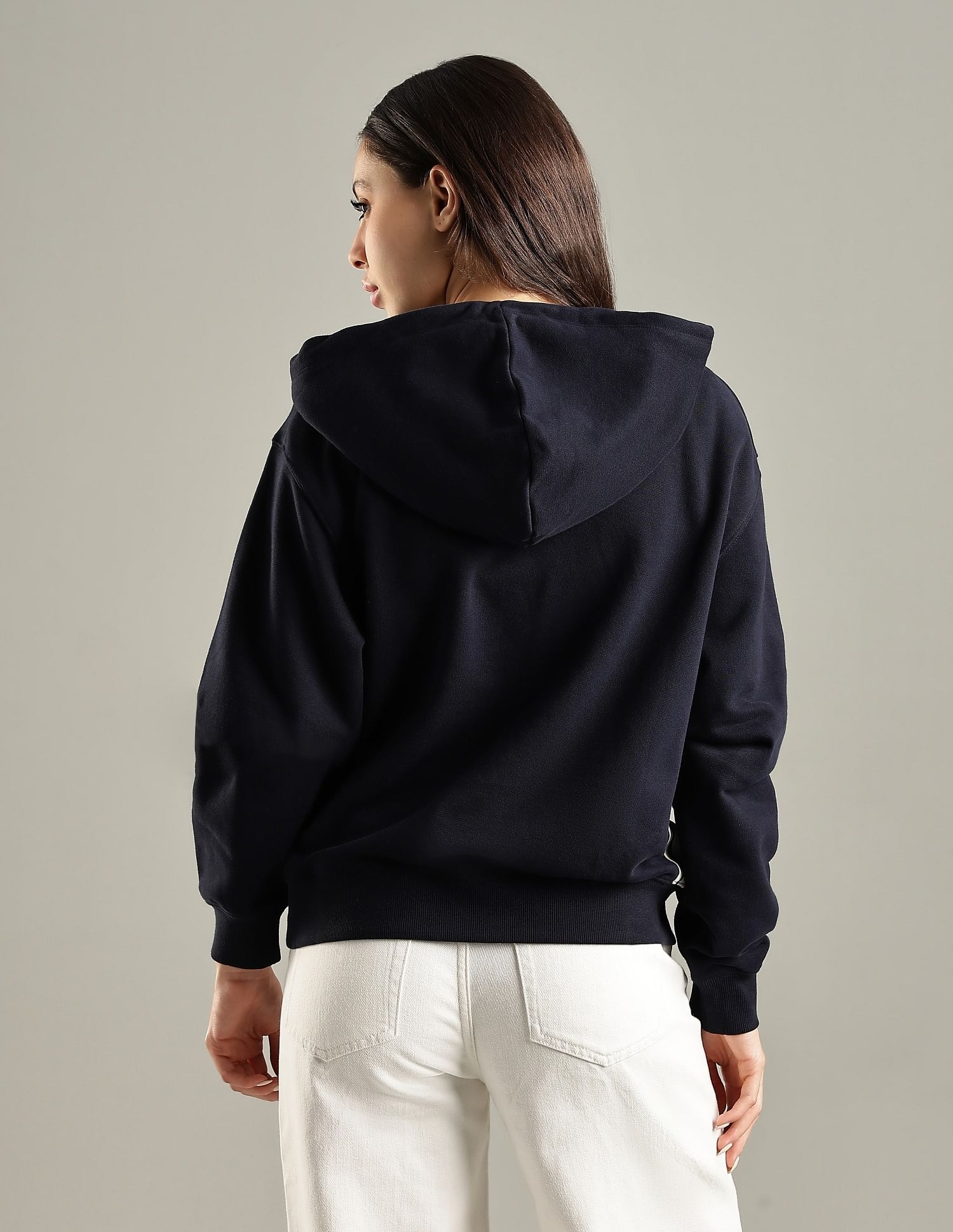 Tommy Hilfiger Regular Fit Cotton Hooded Neck Sweatshirt