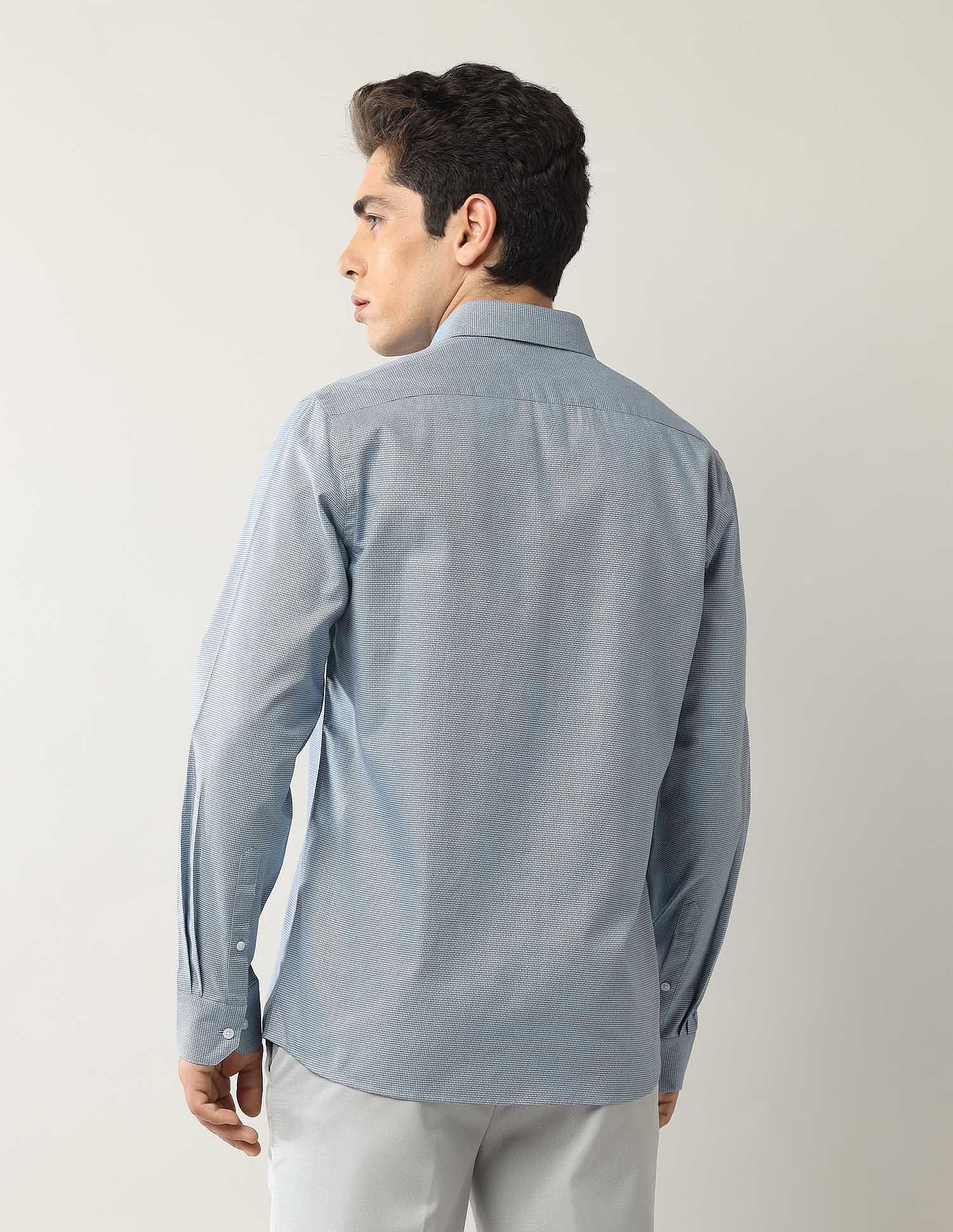 Arrow Textured Manhattan Slim Fit Shirt