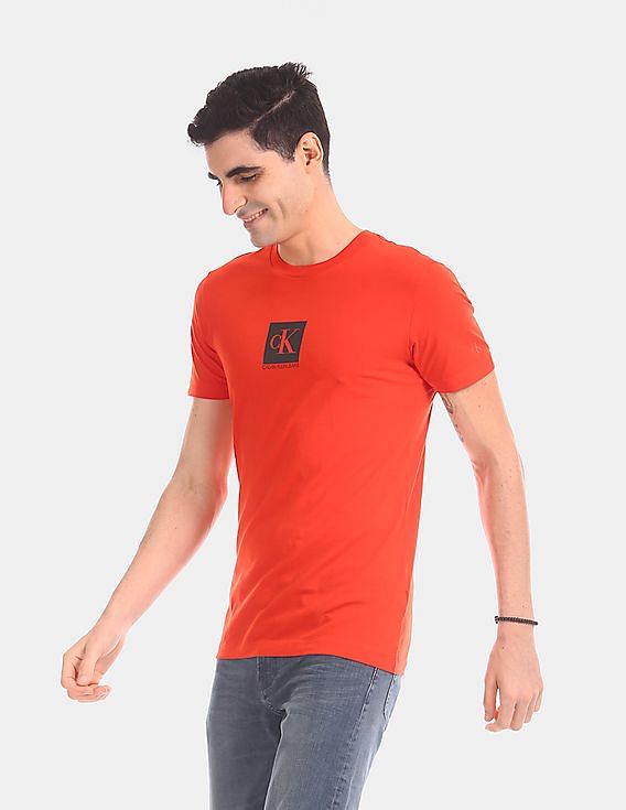 Calvin Klein Men Red Slim Fit Centre Monogram Box Print T-Shirt