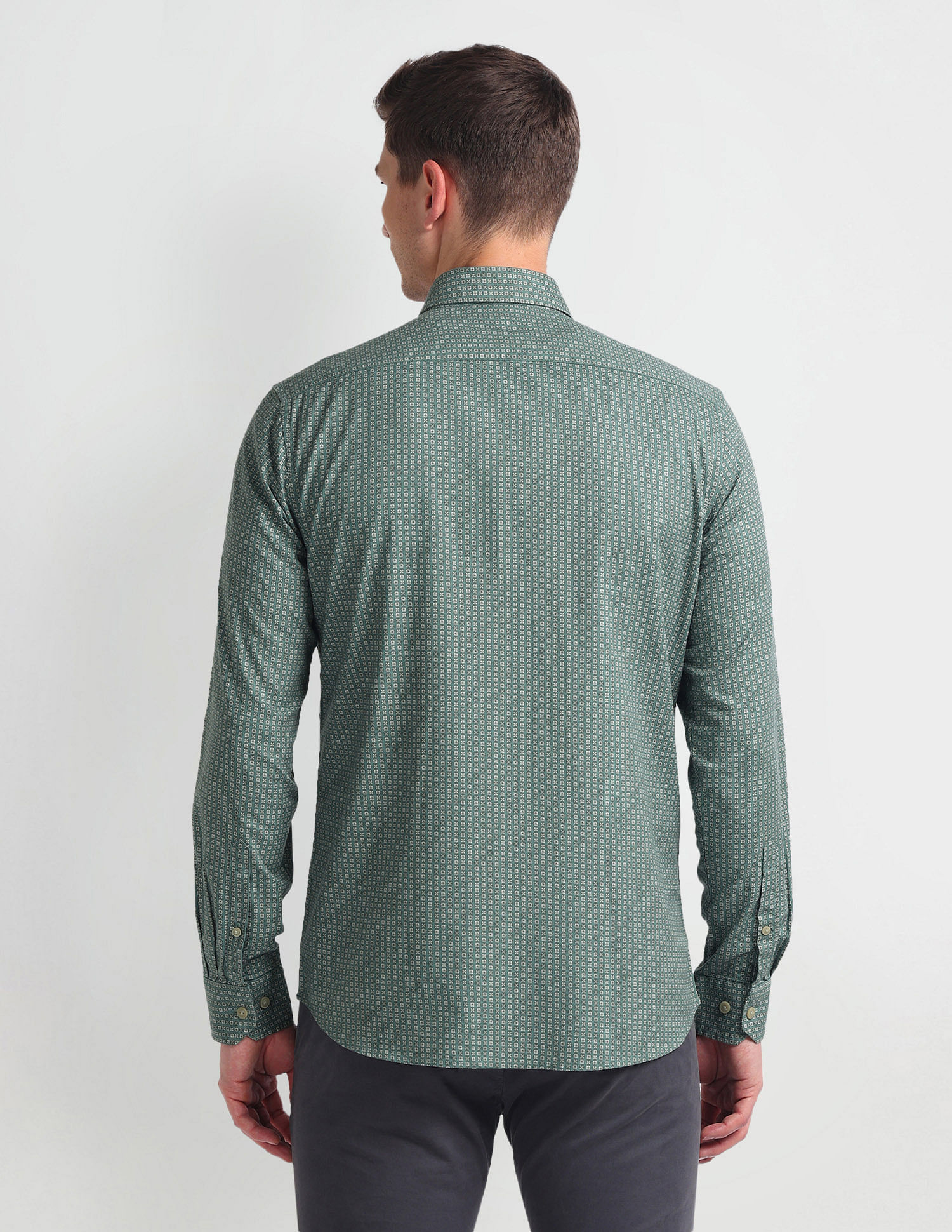 Arrow Sports Pure Cotton Herringbone Shirt