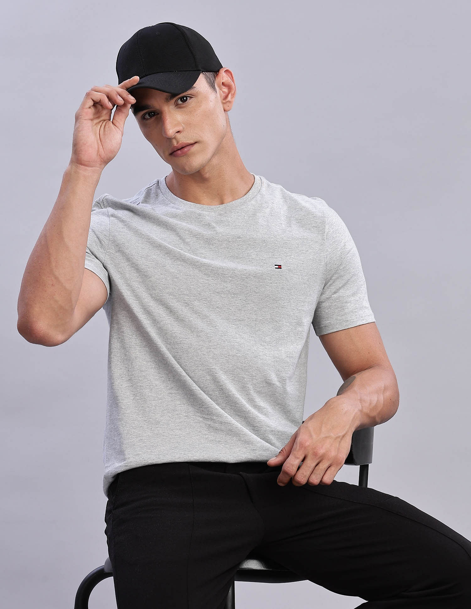 Tommy Hilfiger Mens Grey Heathered T-Shirt