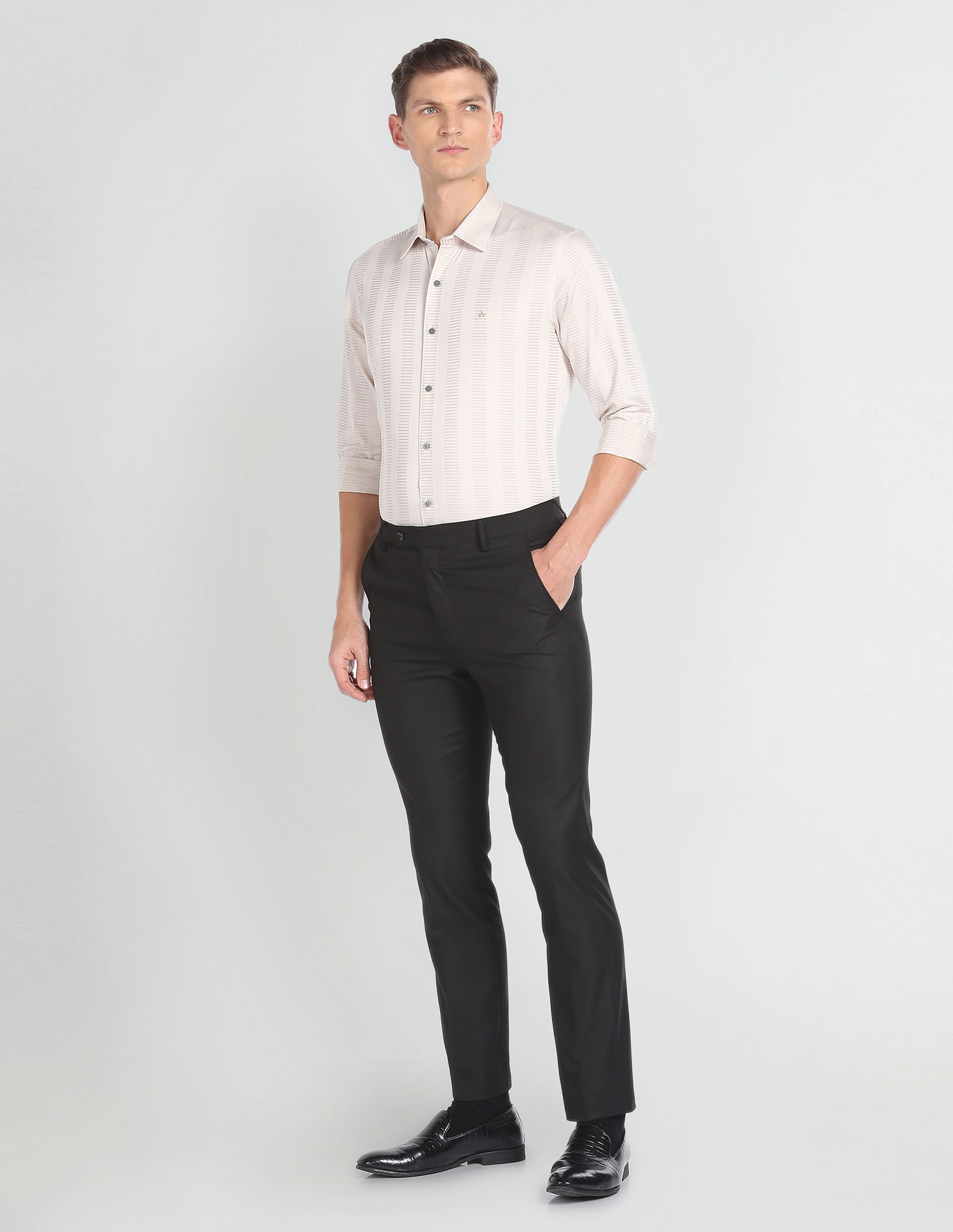 Arrow Newyork Vertical Stripe Slim Fit Shirt