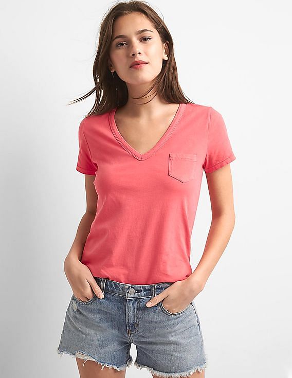 Buy GAP Women Pink Vintage Wash V Neck Tee NNNOW